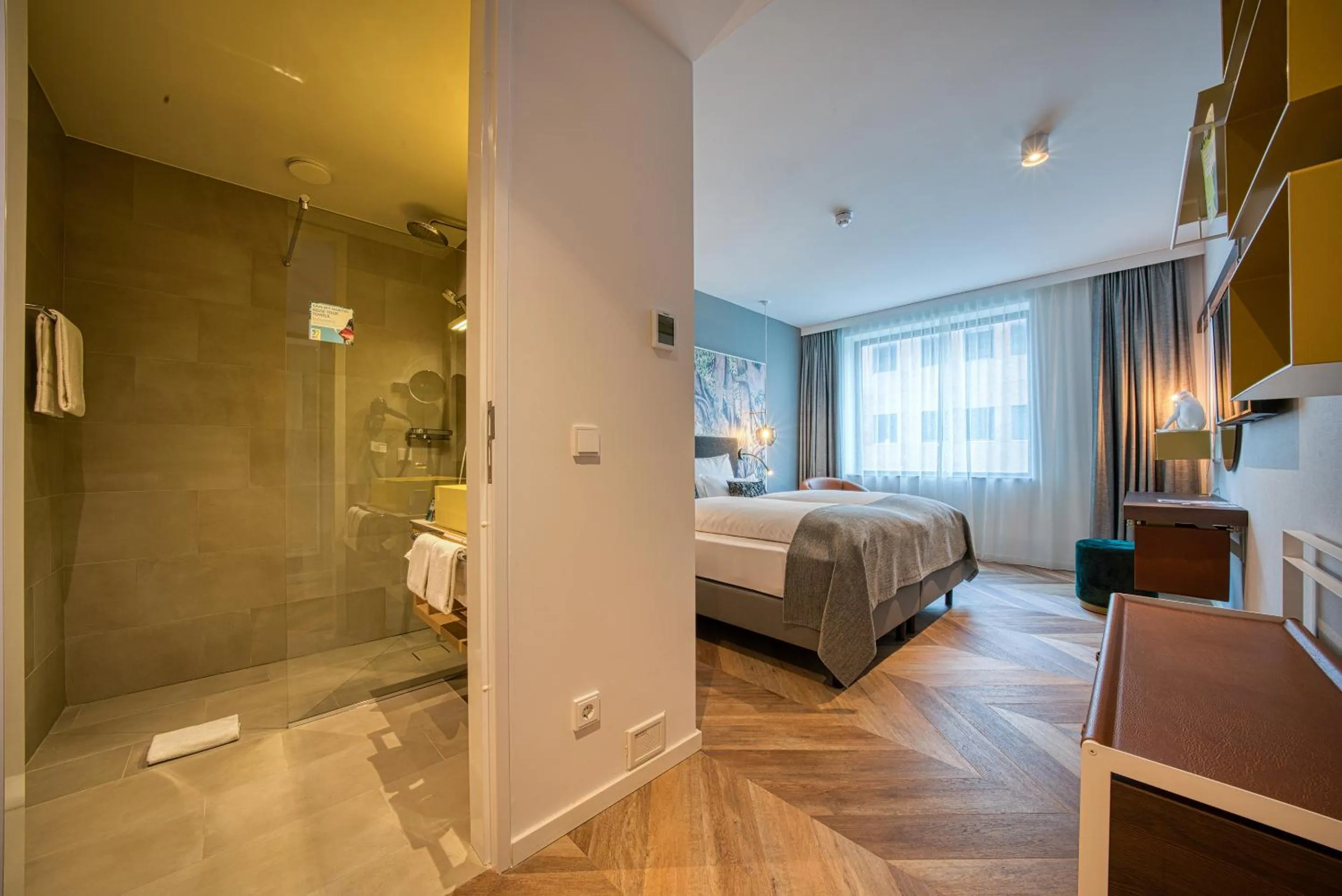 Photo of the whole room, Bed in Vienna House Easy by Wyndham Amsterdam Airport Schiphol