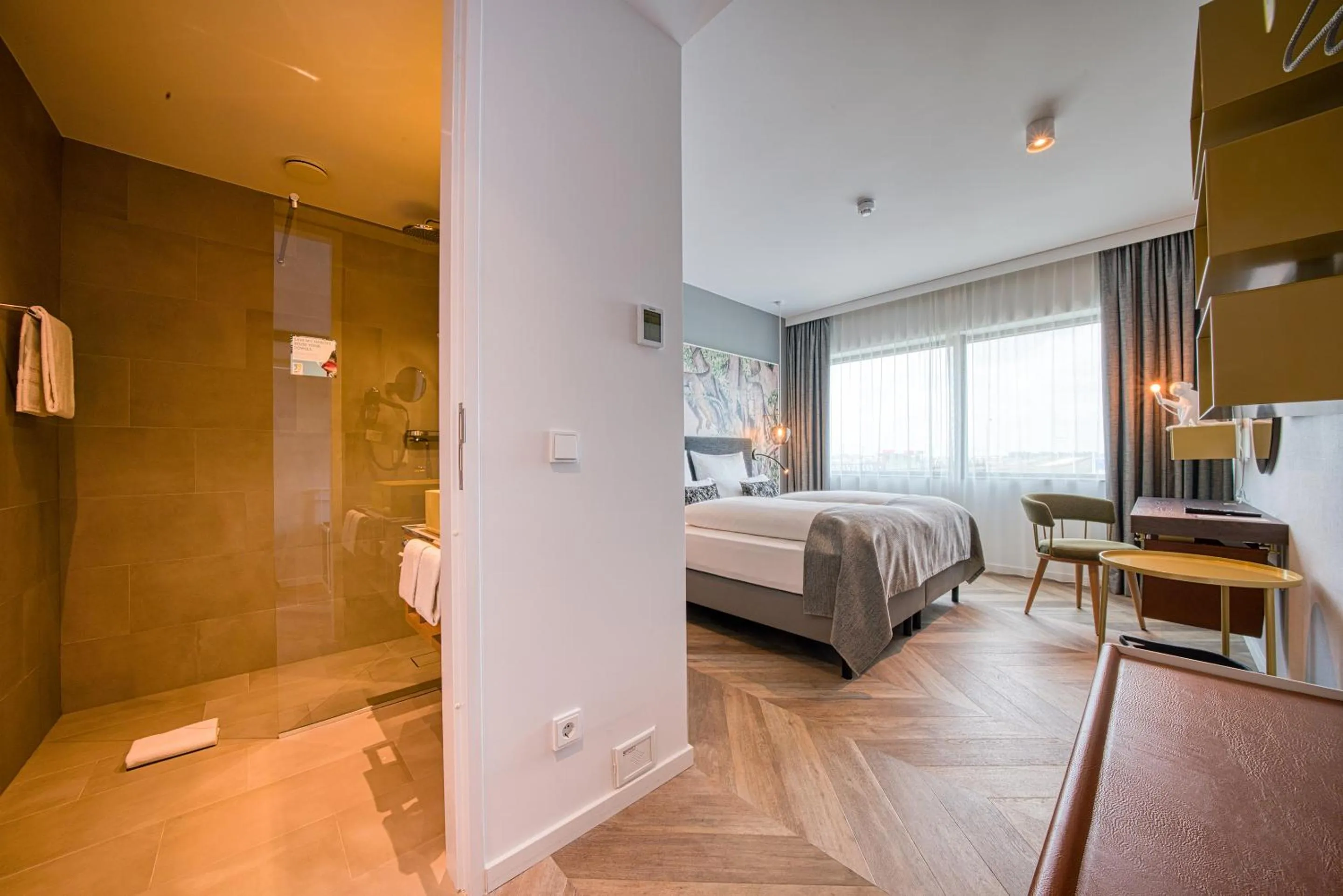Photo of the whole room, Bed in Vienna House Easy by Wyndham Amsterdam Airport Schiphol