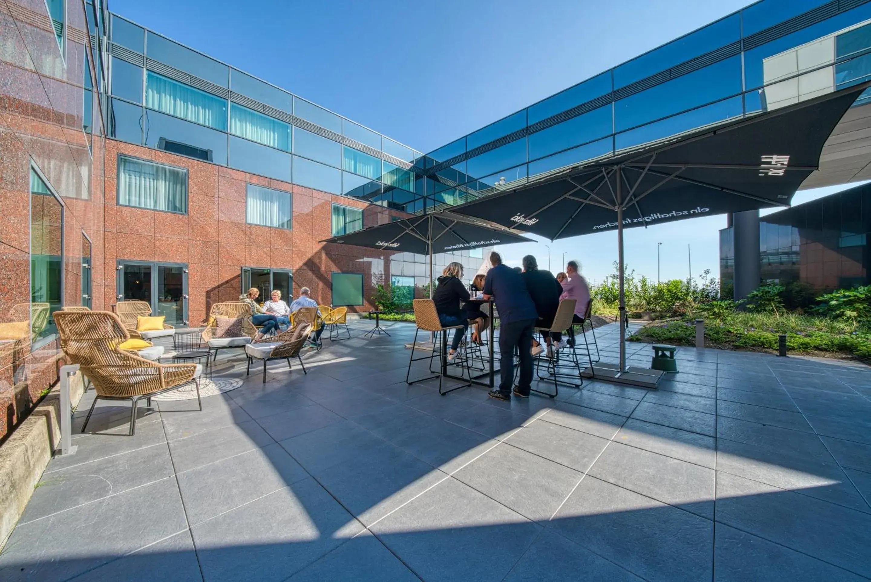 Property building in Vienna House Easy by Wyndham Amsterdam Airport Schiphol Property building in Vienna House Easy by Wyndham Amsterdam Airport Schiphol