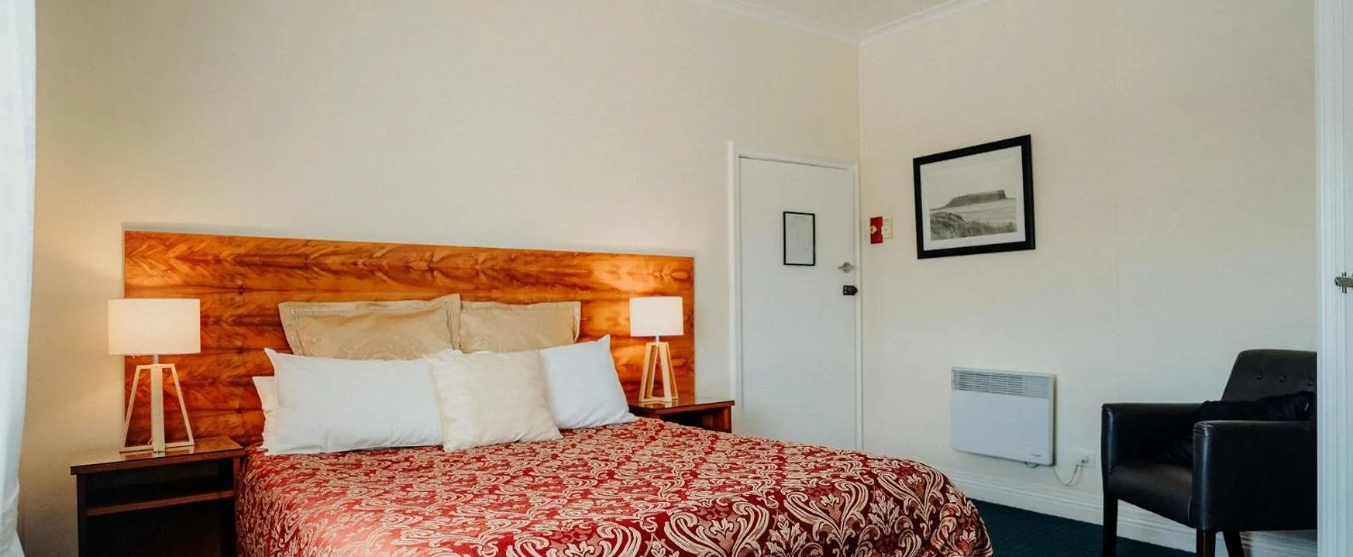 Photo of the whole room, Bed in Stanley Hotel