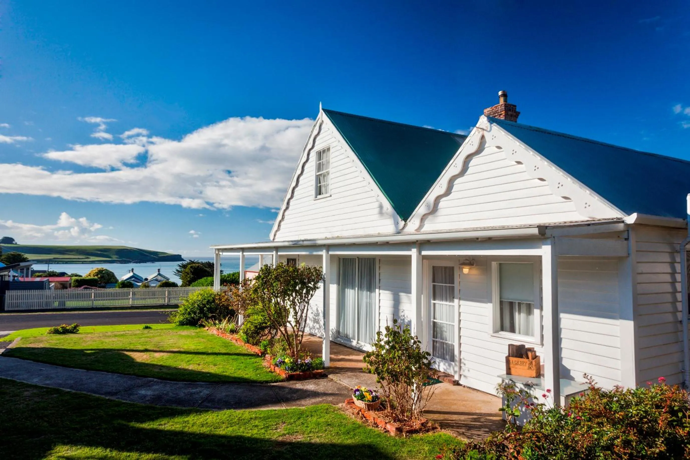 Four-Bedroom Cottage in Stanley Hotel