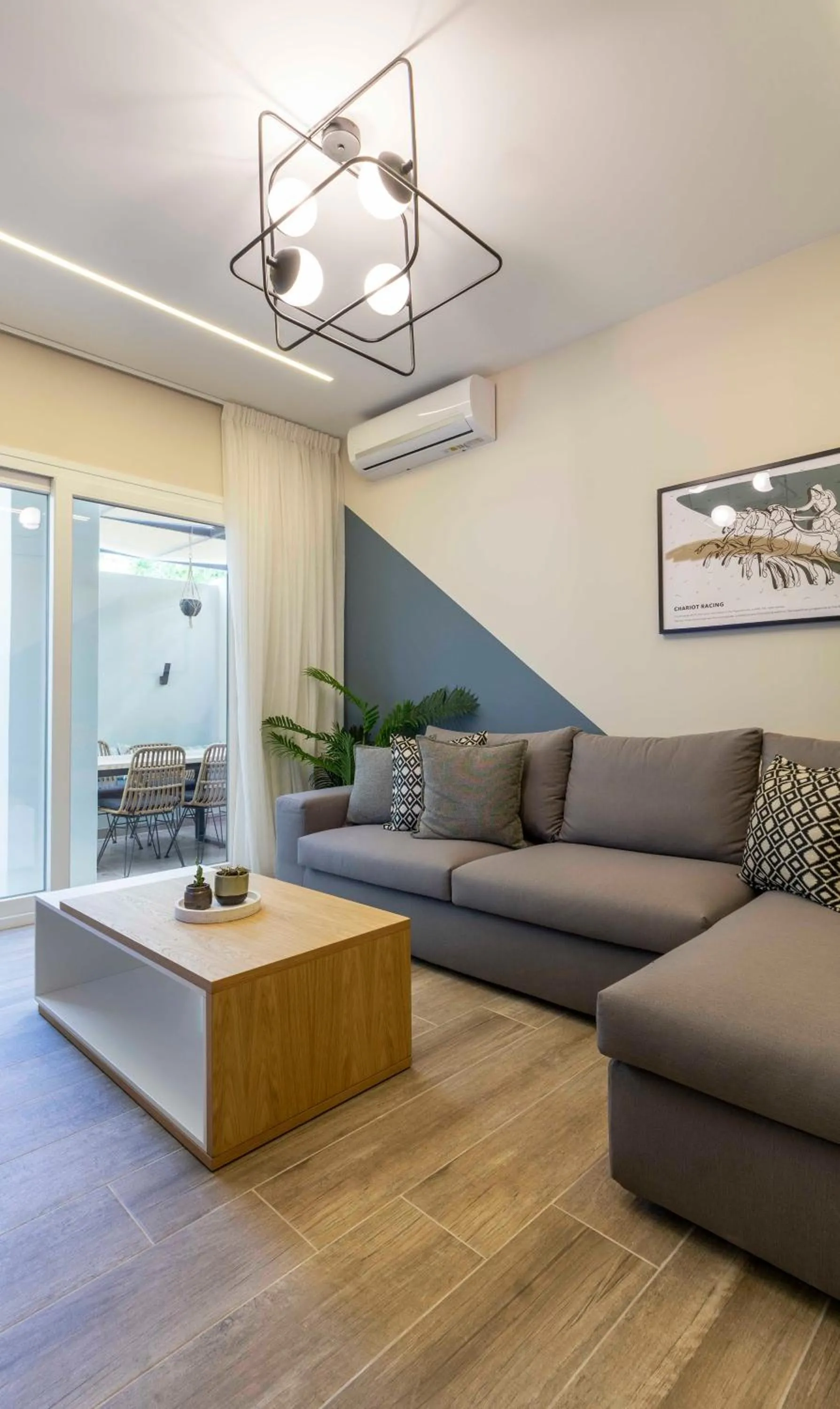 Living room in “Champions” Apartment in N. Kosmos neighbourhood