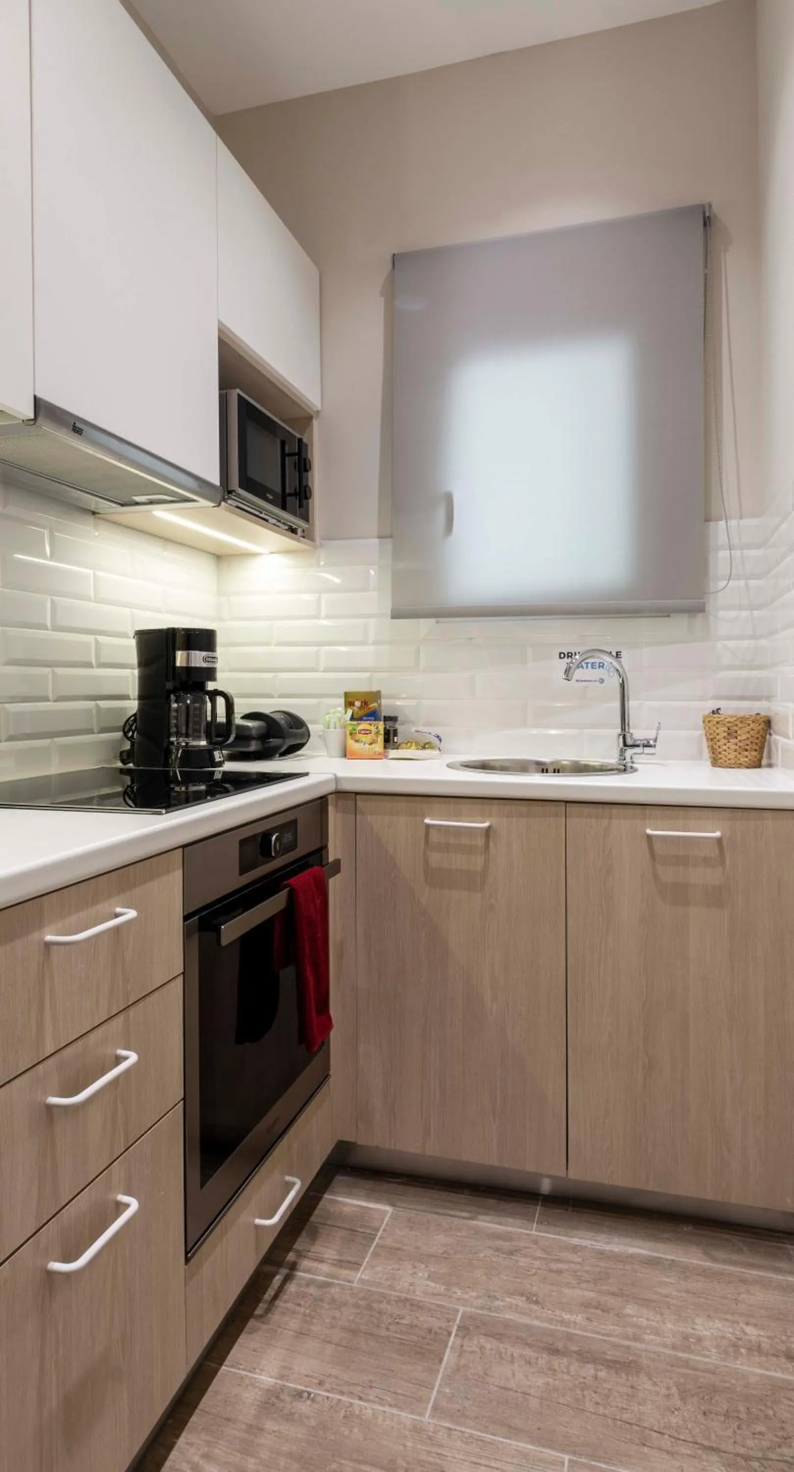 Kitchen or kitchenette in “Champions” Apartment in N. Kosmos neighbourhood
