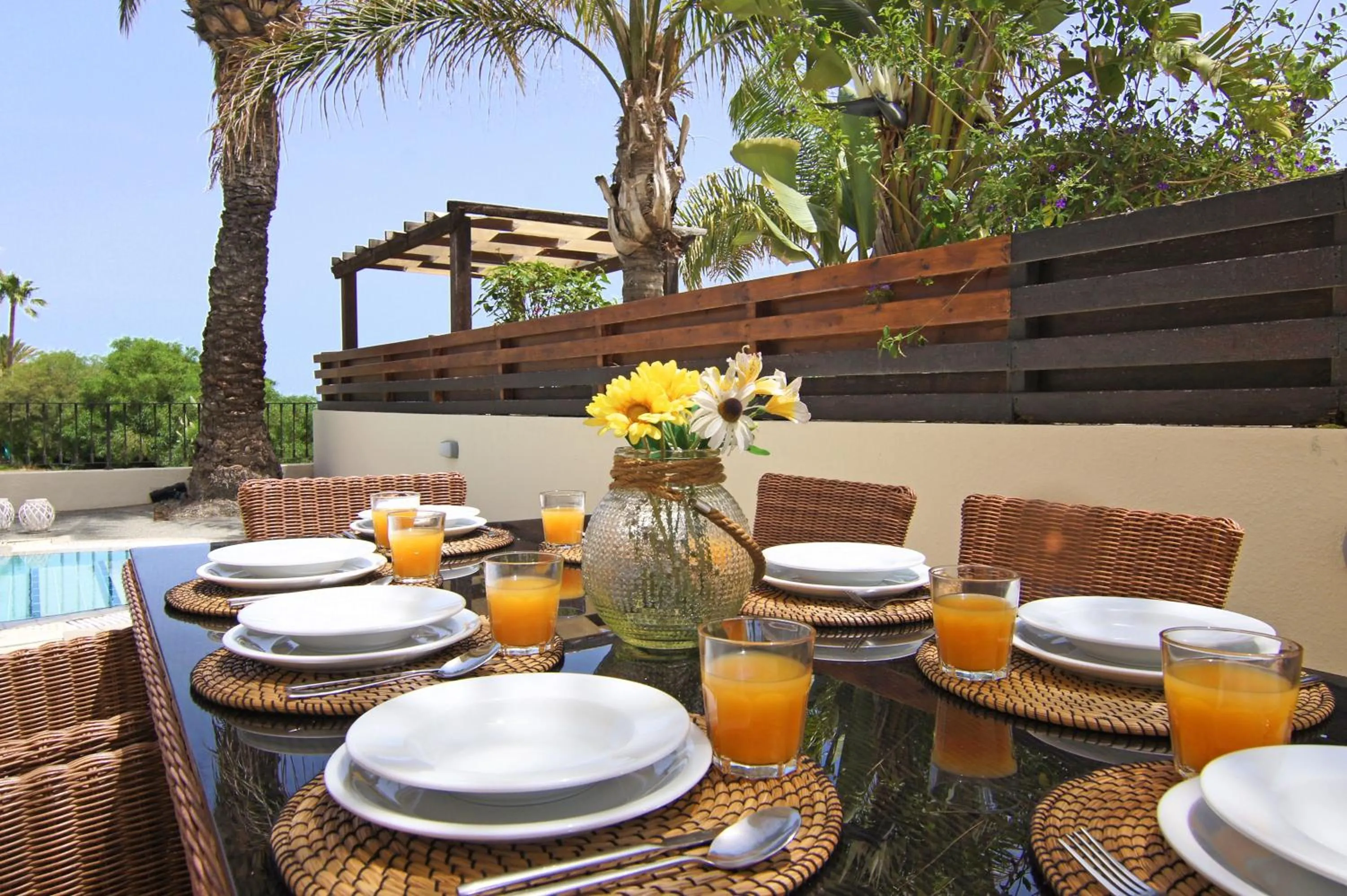 Villa Oceania - Beachfront