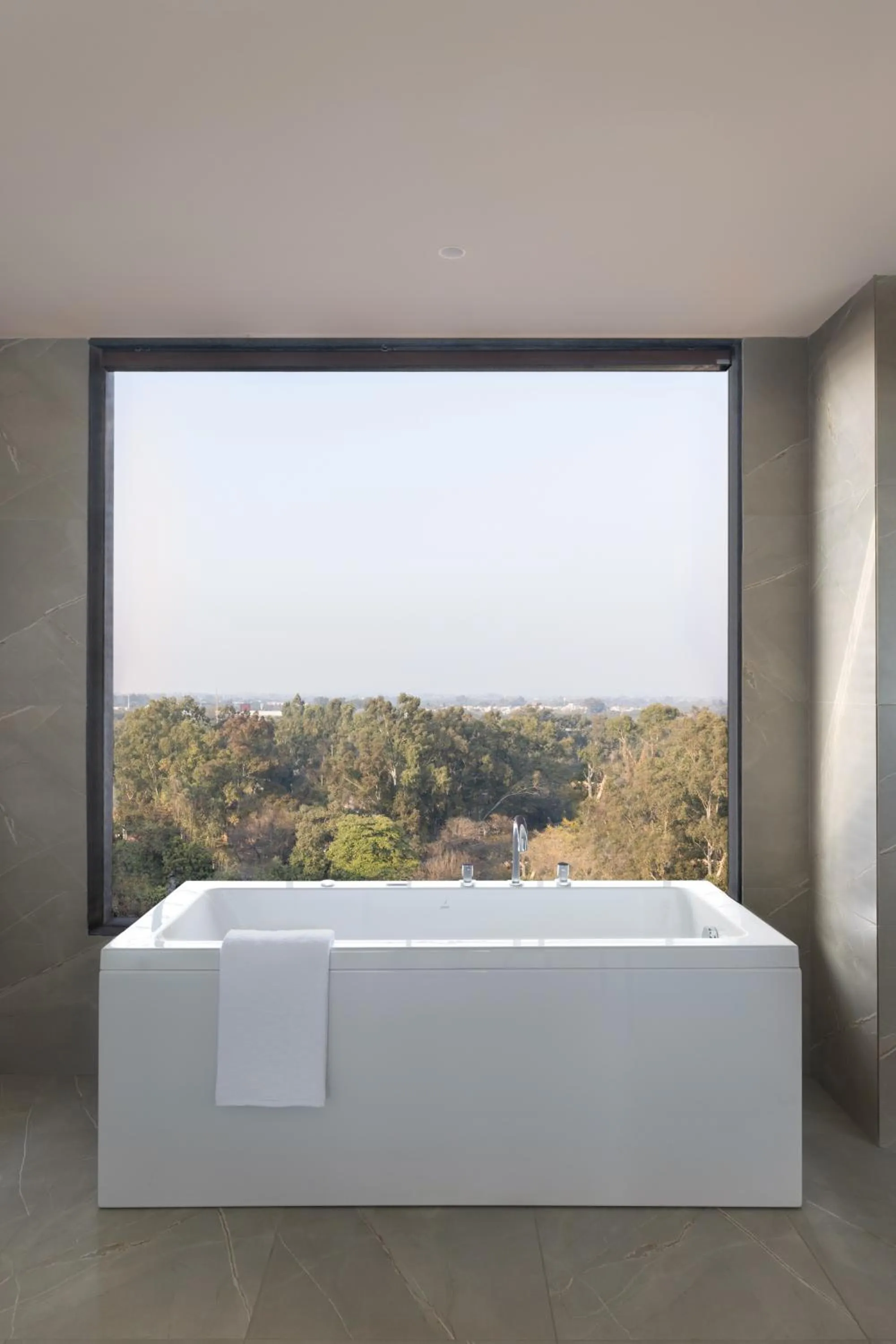 Bathroom in Mercure Chandigarh Tribune Chowk