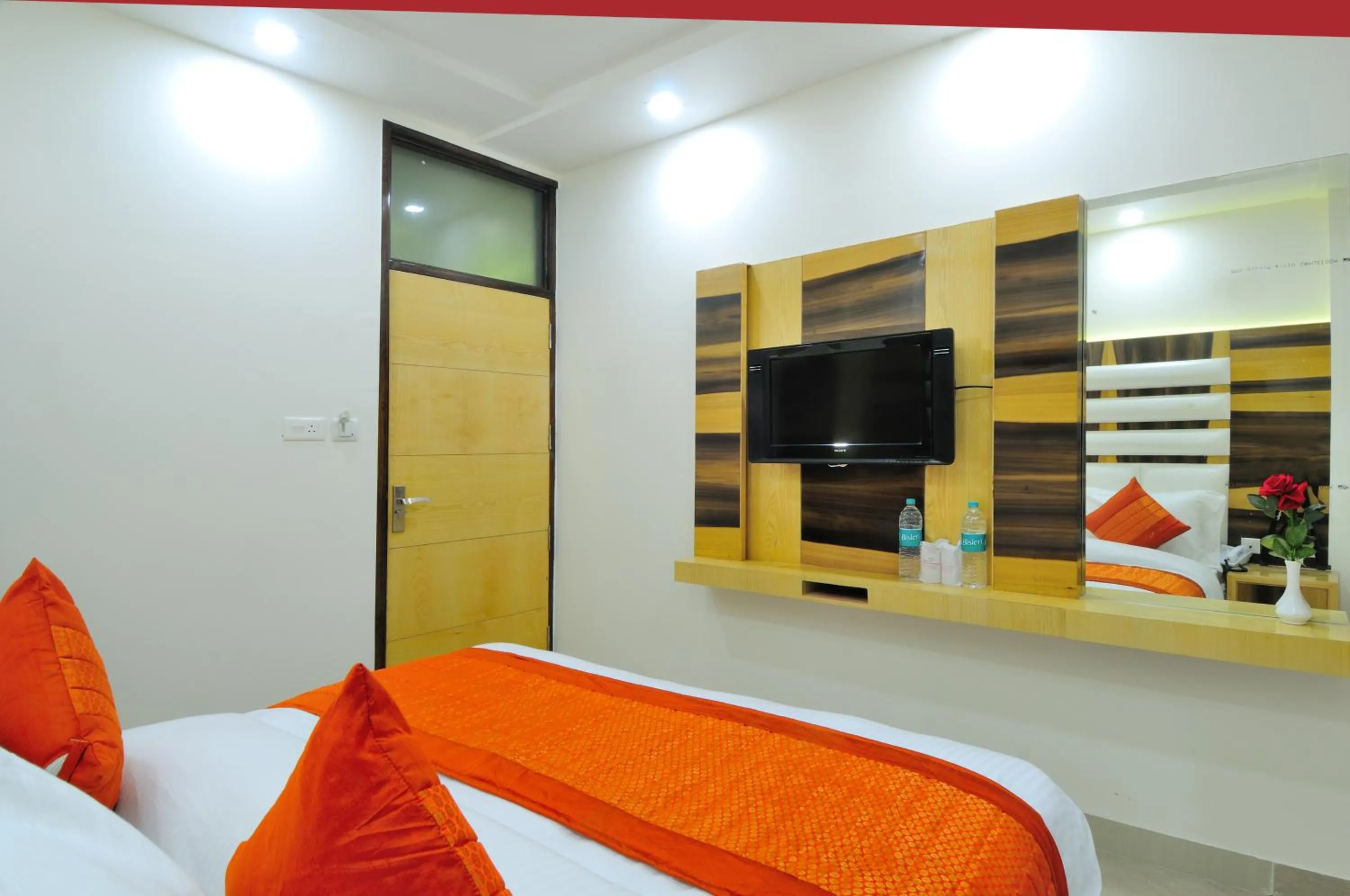 Bedroom, Bed in The Gold Inn - Paharganj