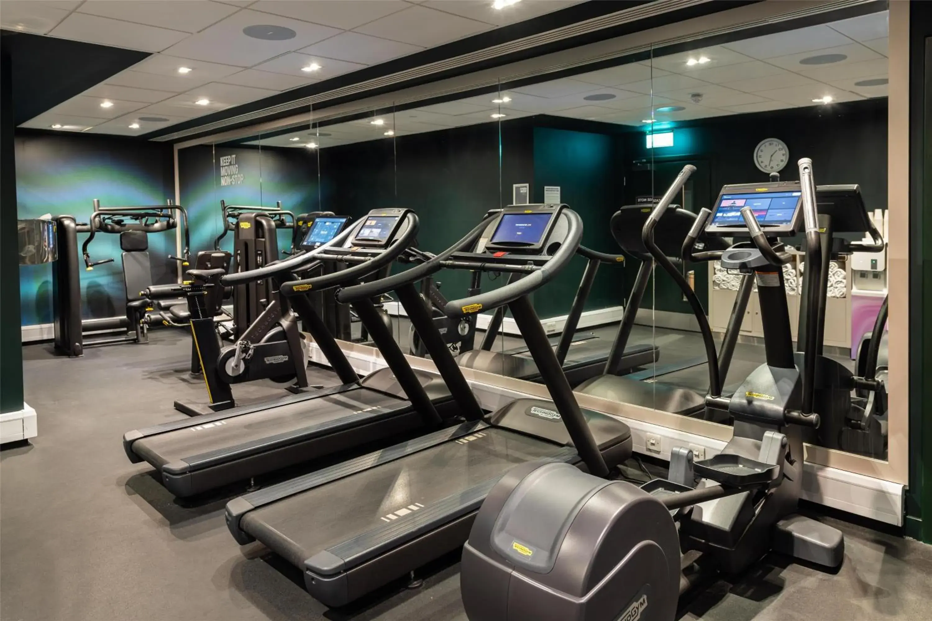 Spa and wellness centre/facilities in YOTEL London City Spa and wellness centre/facilities in YOTEL London City