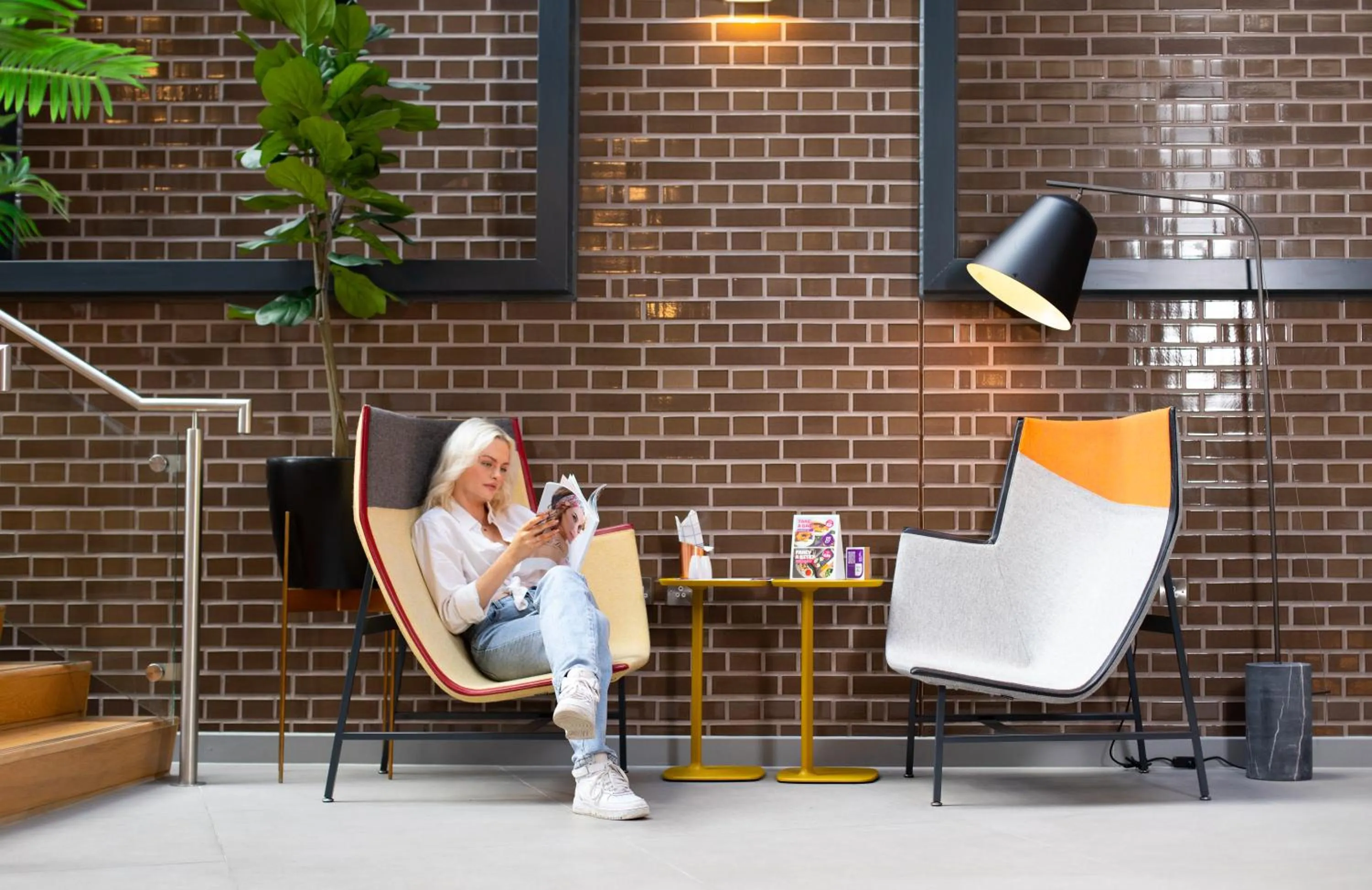 Lounge or bar in YOTEL London City