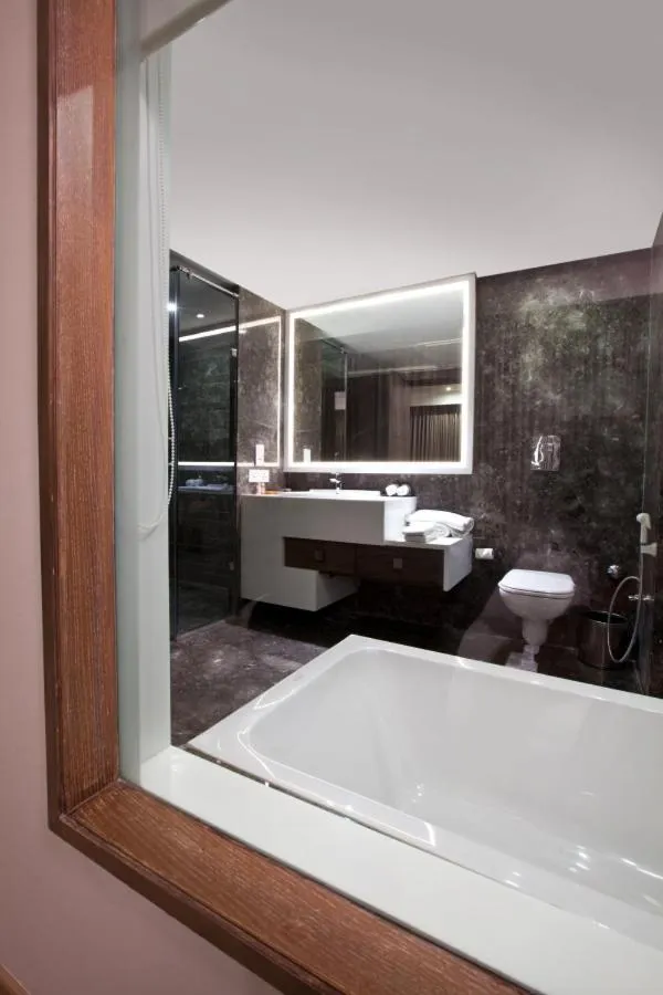 The Altius A Boutiqe Hotel