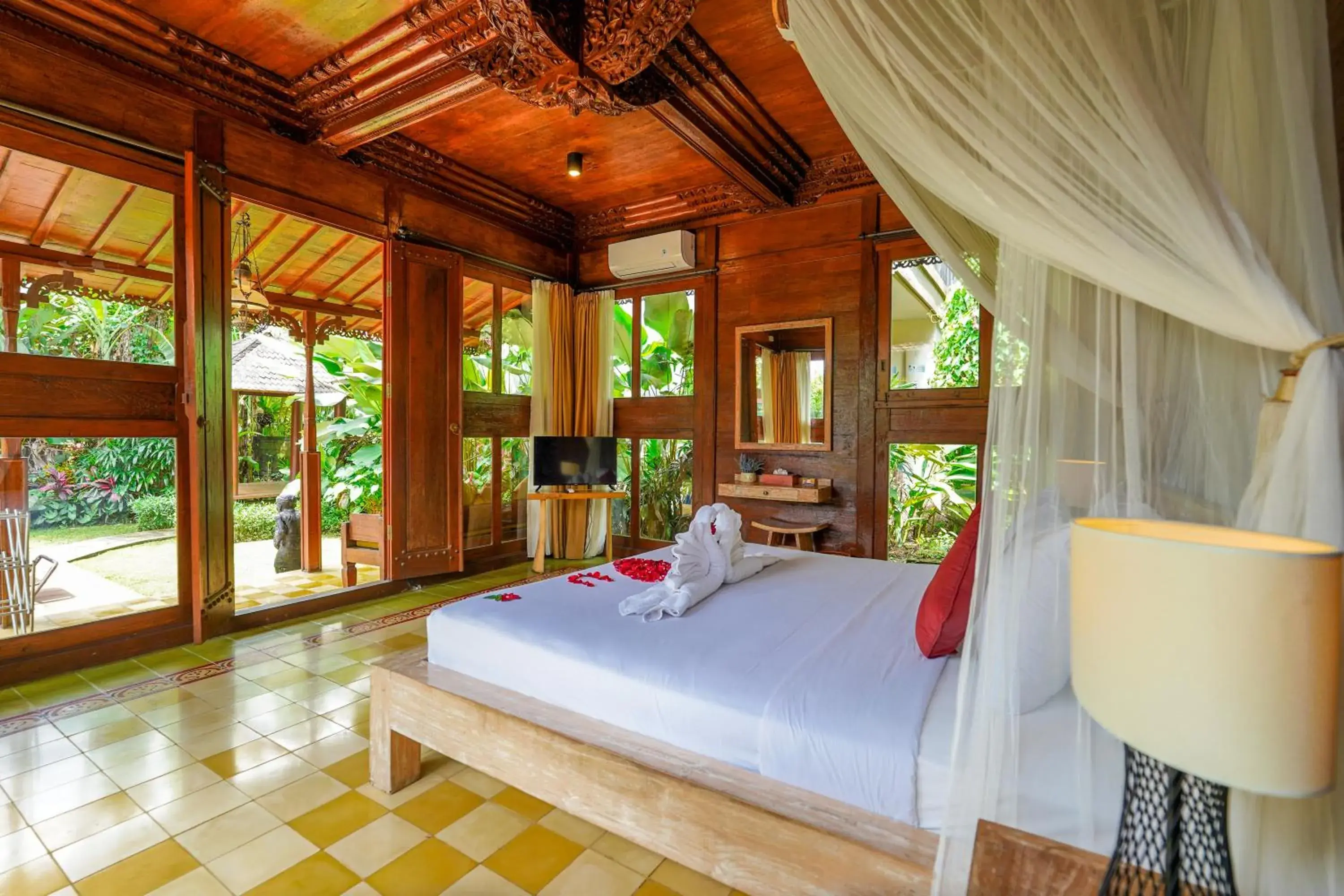 Bed in Ubud Heaven Penestanan Bed in Ubud Heaven Penestanan