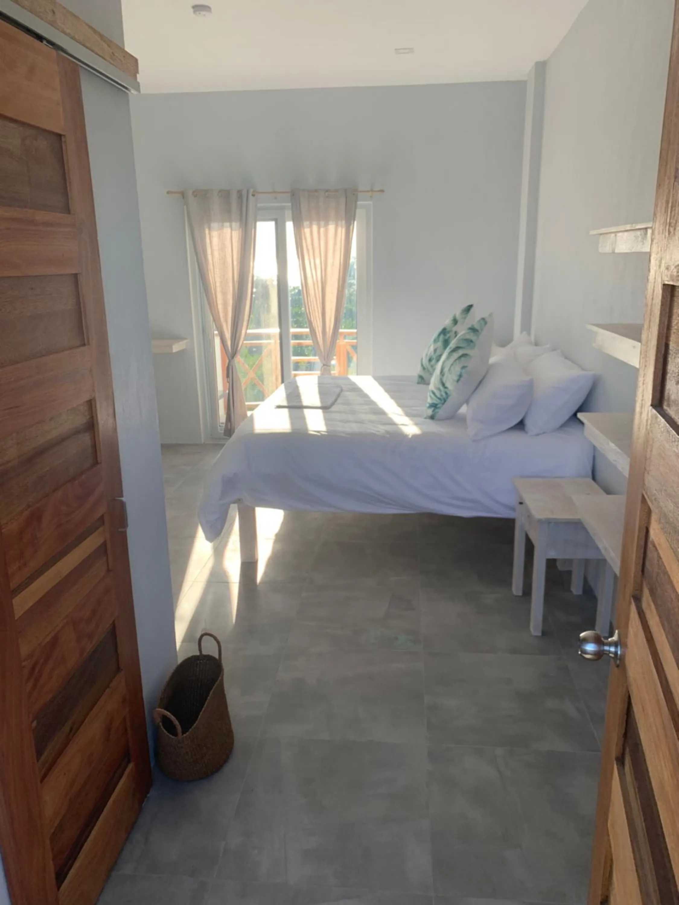 Bed in Crown Malapascua