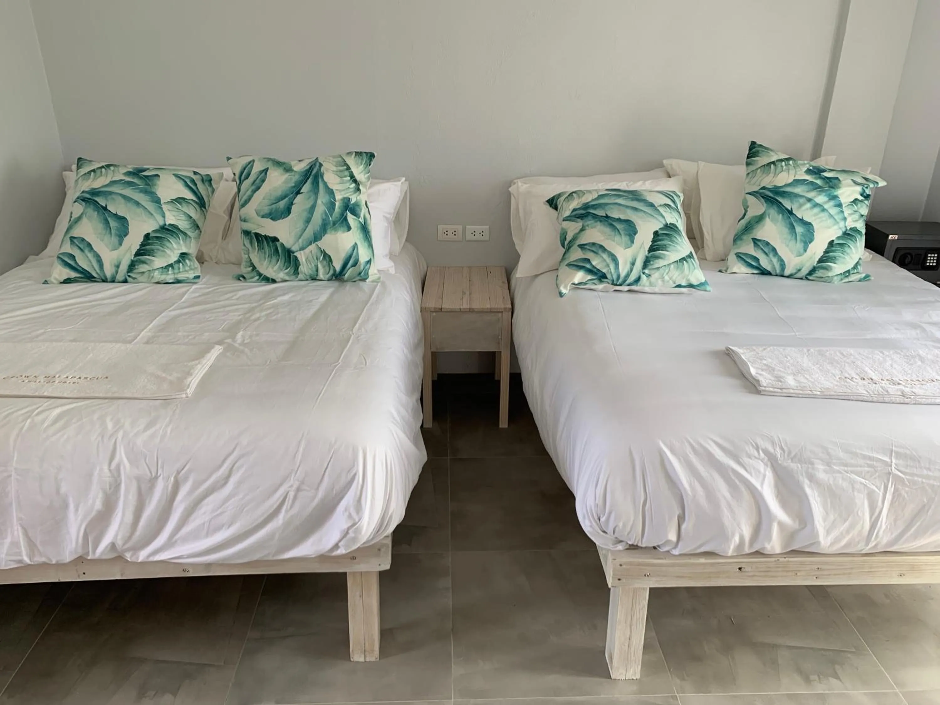 Bed in Crown Malapascua