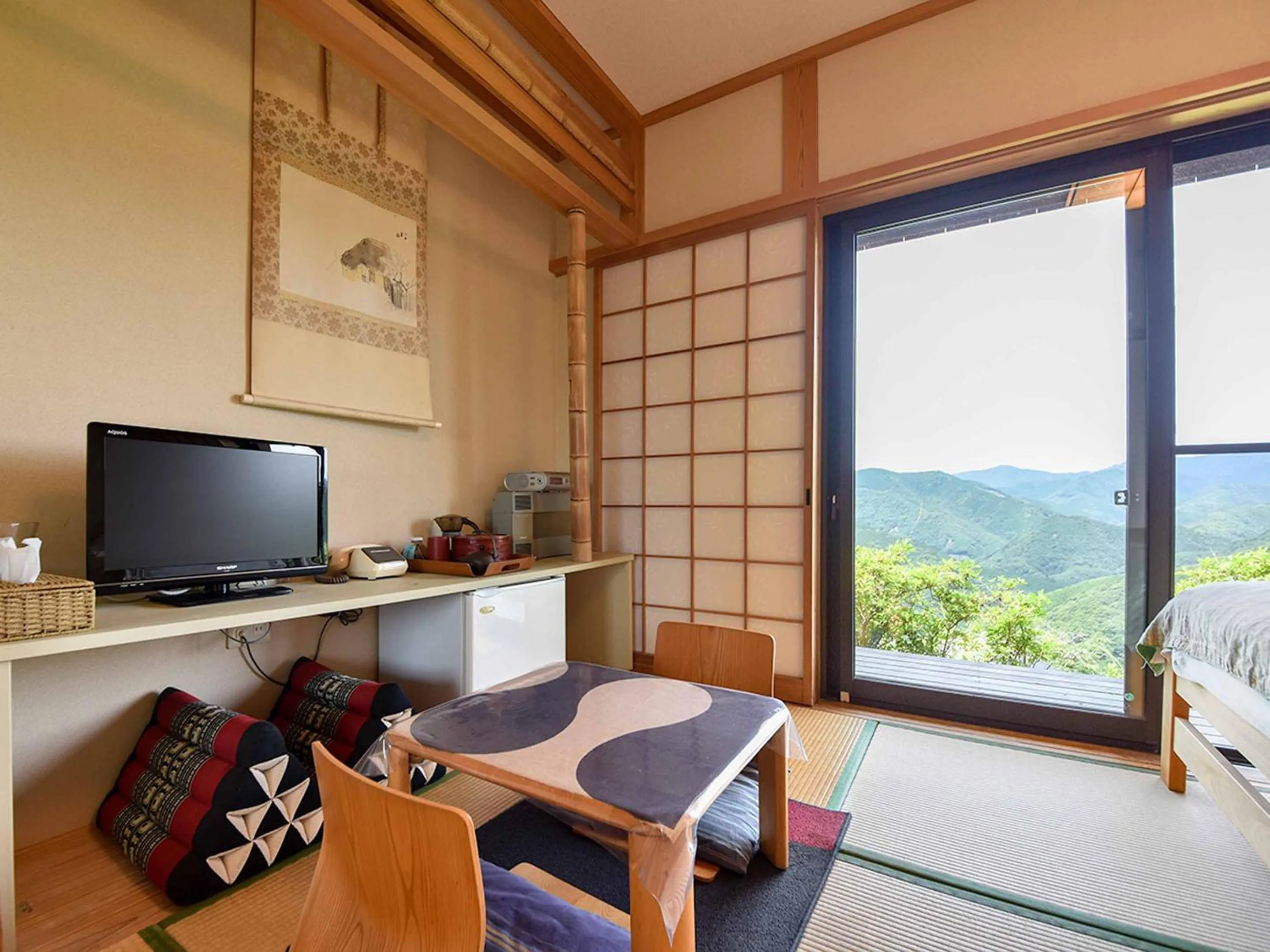 Photo of the whole room in Kirinosato Takahara