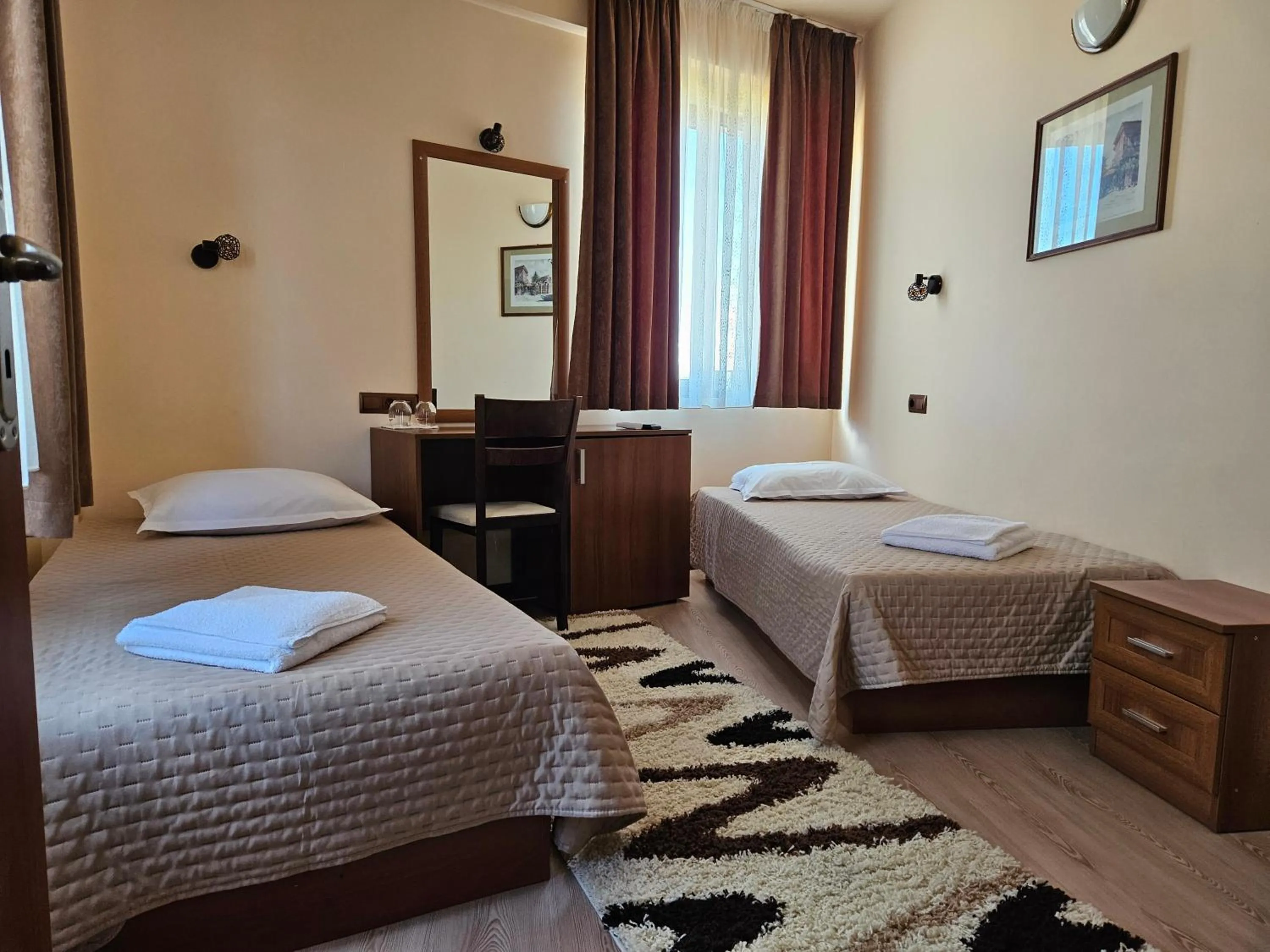 Photo of the whole room, Bed in Panorama Family Hotel