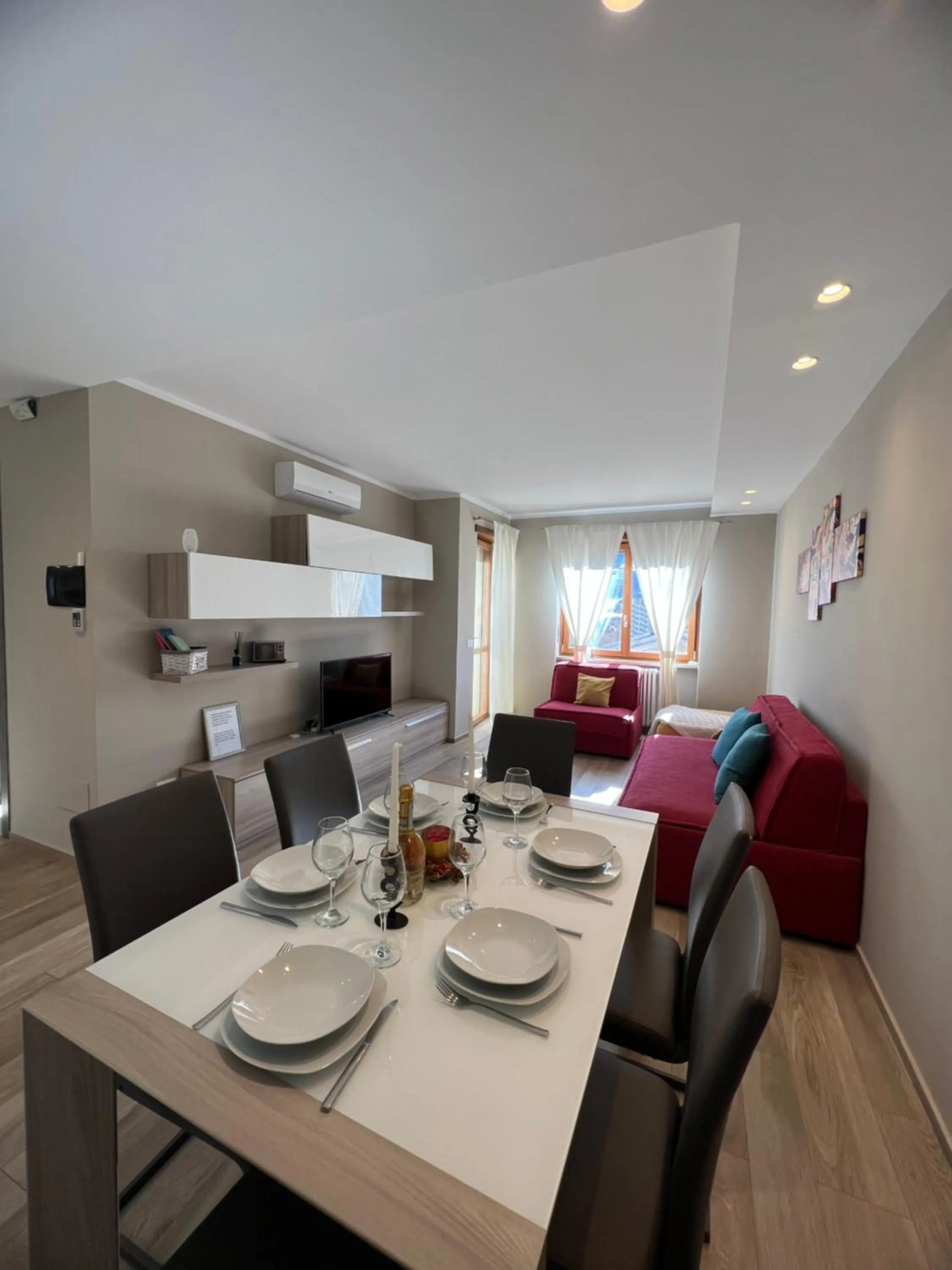 Two-Bedroom Apartment in Blue Moon - Via Parigi Apartments