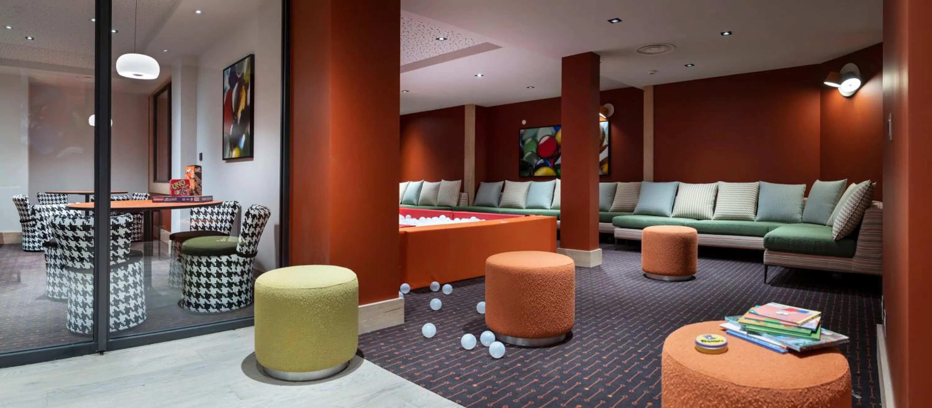 Game Room in MGM Hôtels & Résidences - Résidence Alpen Lodge