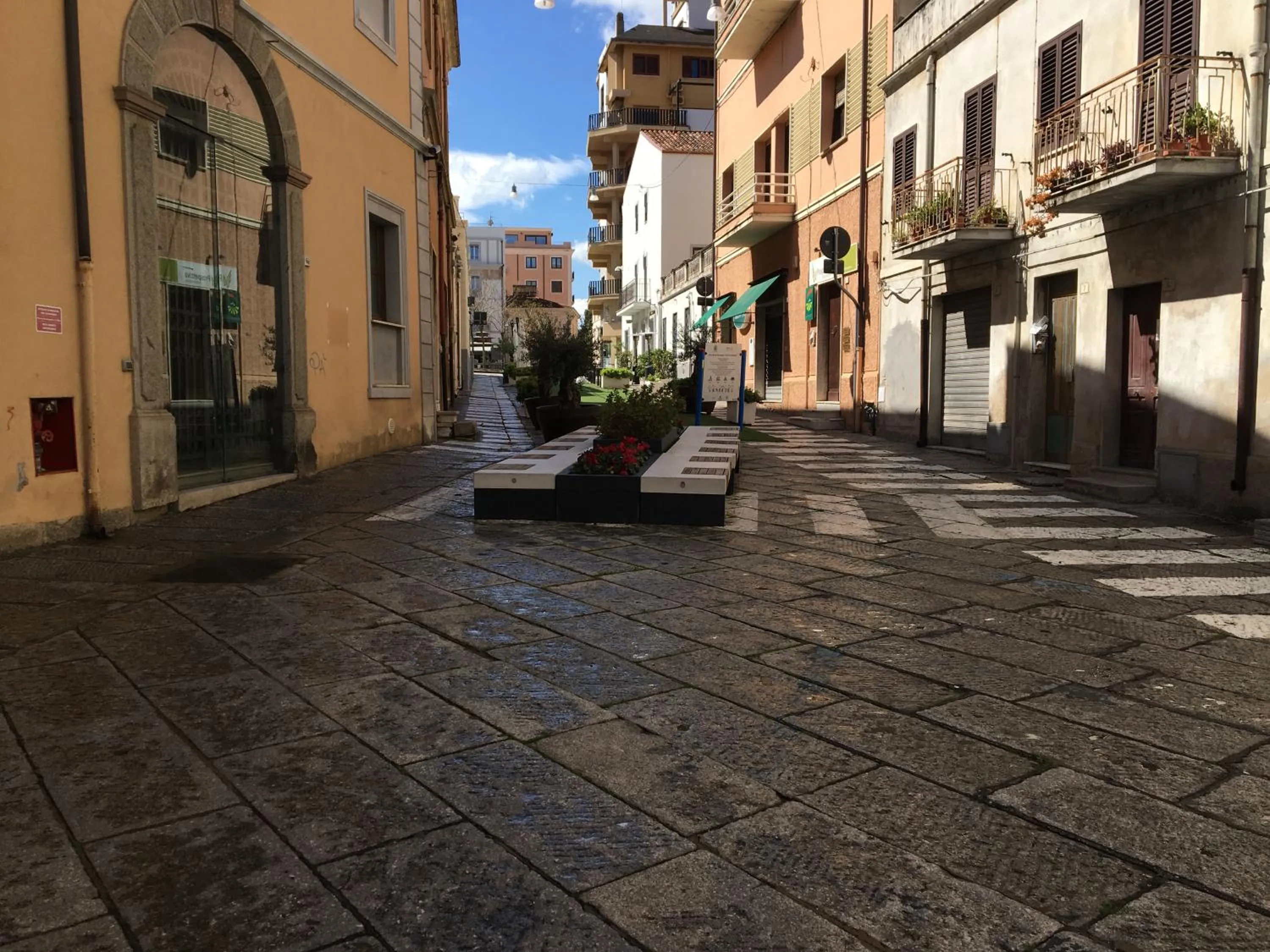 Other in Intra Rooms