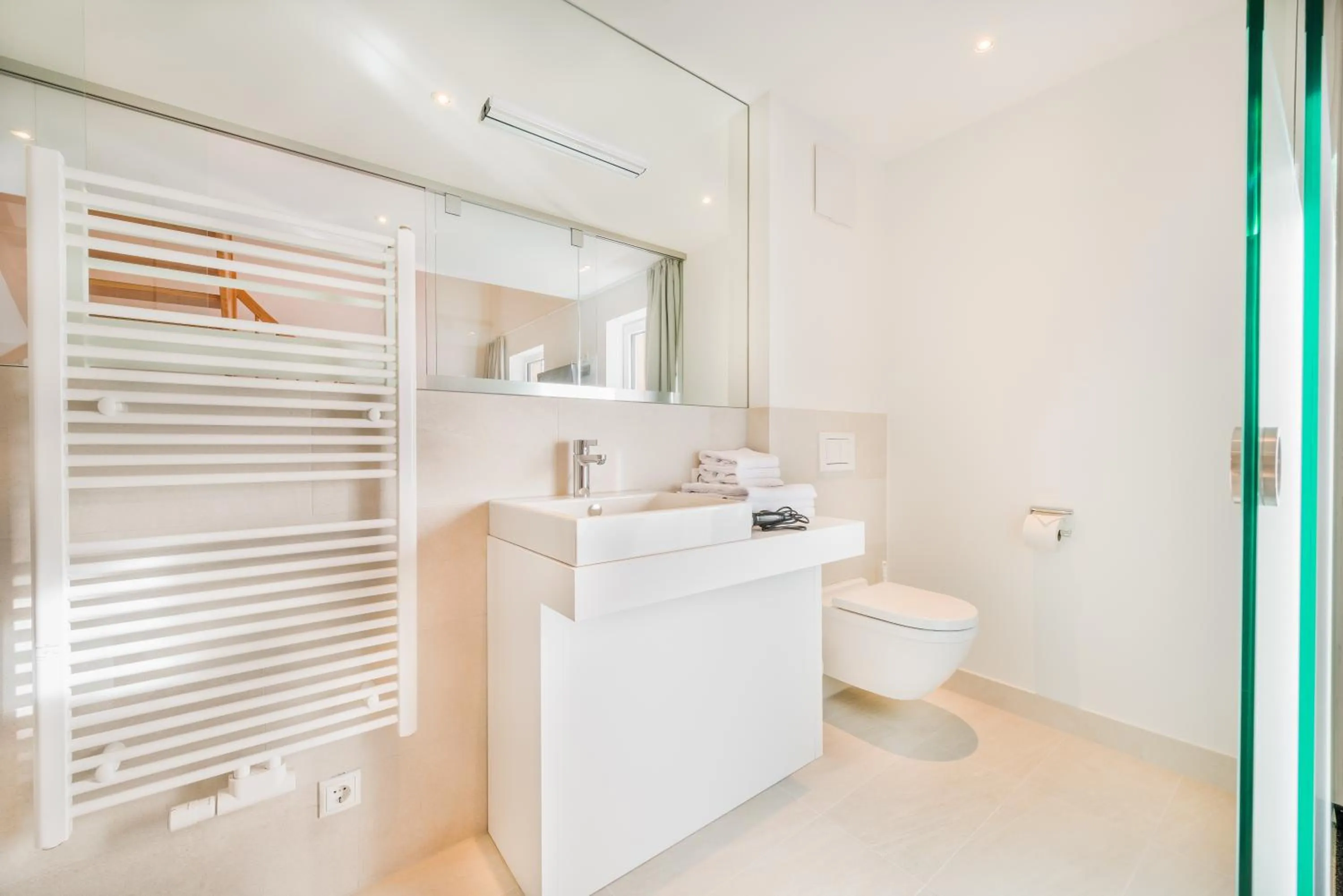 Toilet in Hotel Lün