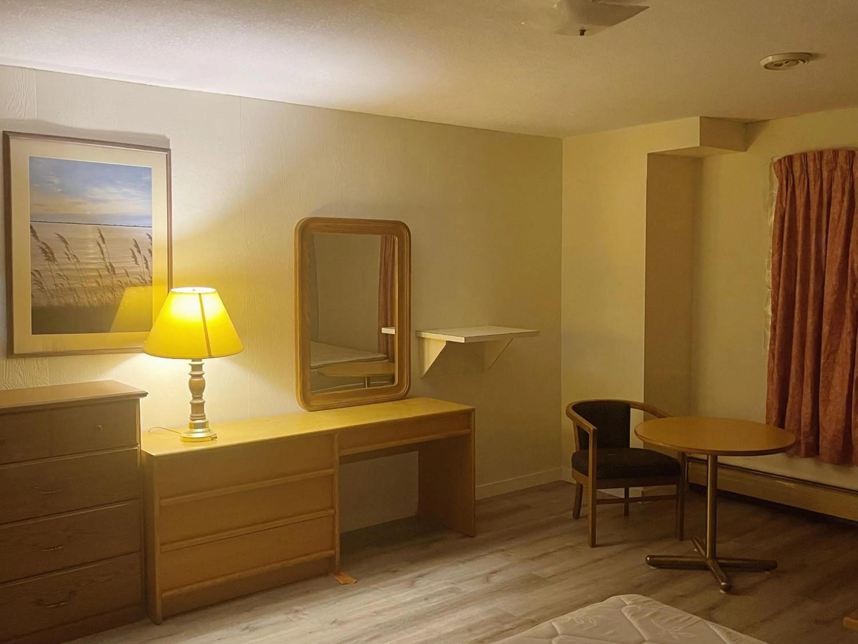 Living room in Uptown Motel