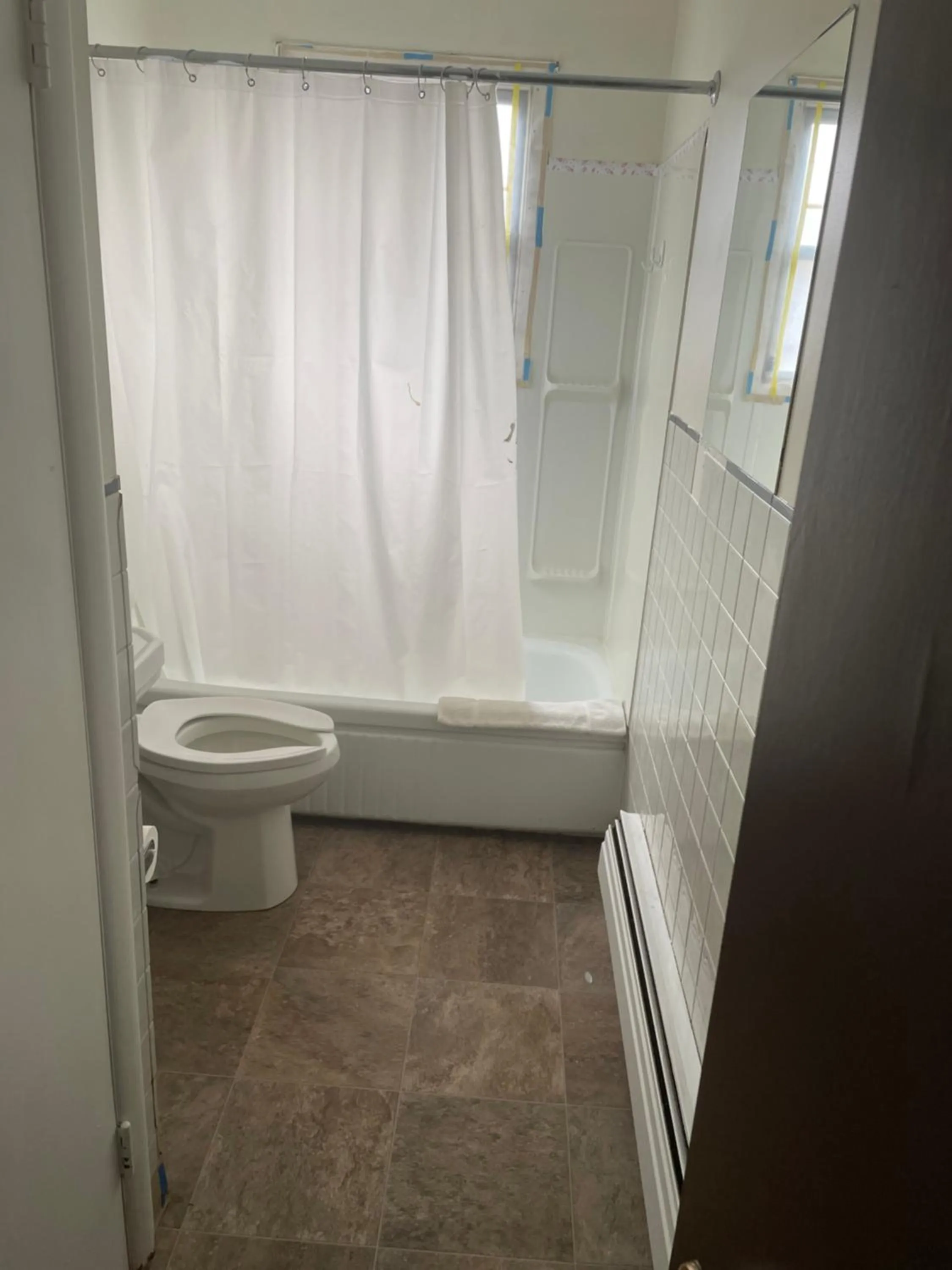 Bathroom in Uptown Motel