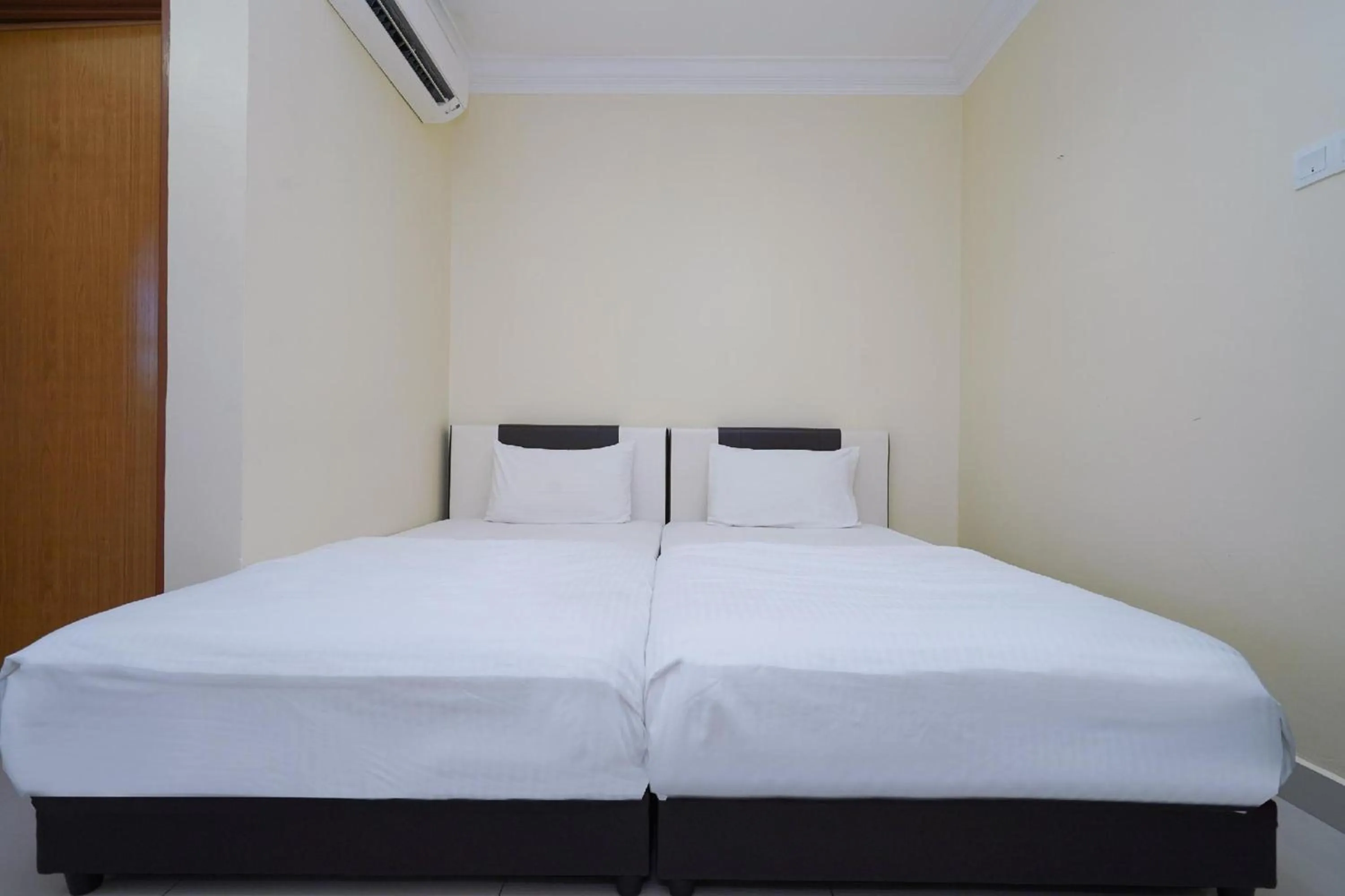 Bedroom, Bed in Hotel O Bangi Sri Minang Guesthouse