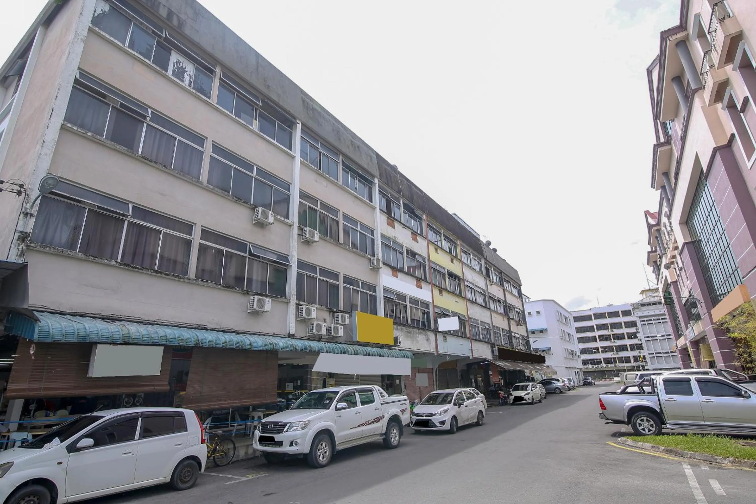 Facade/entrance in Hotel O Nice Stay Three Six Five Services