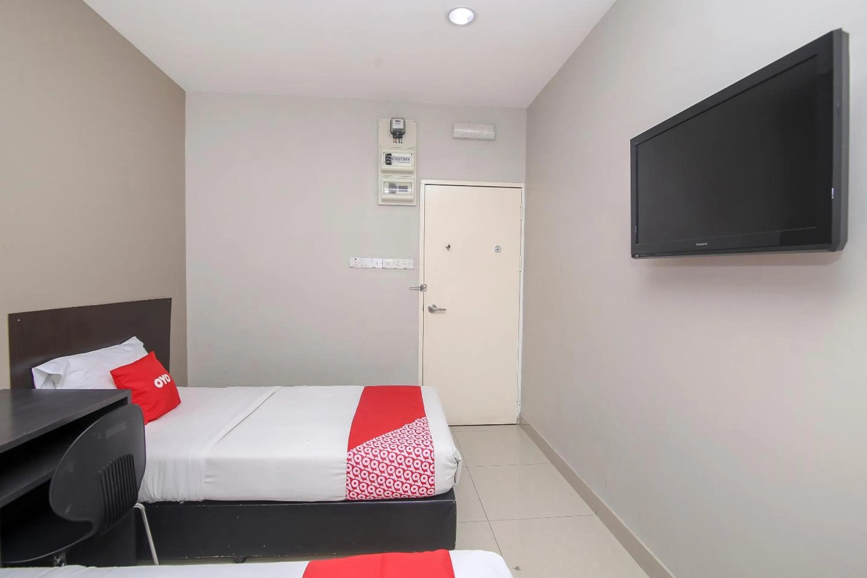 Bedroom, Bed in Hotel O Nice Stay Three Six Five Services