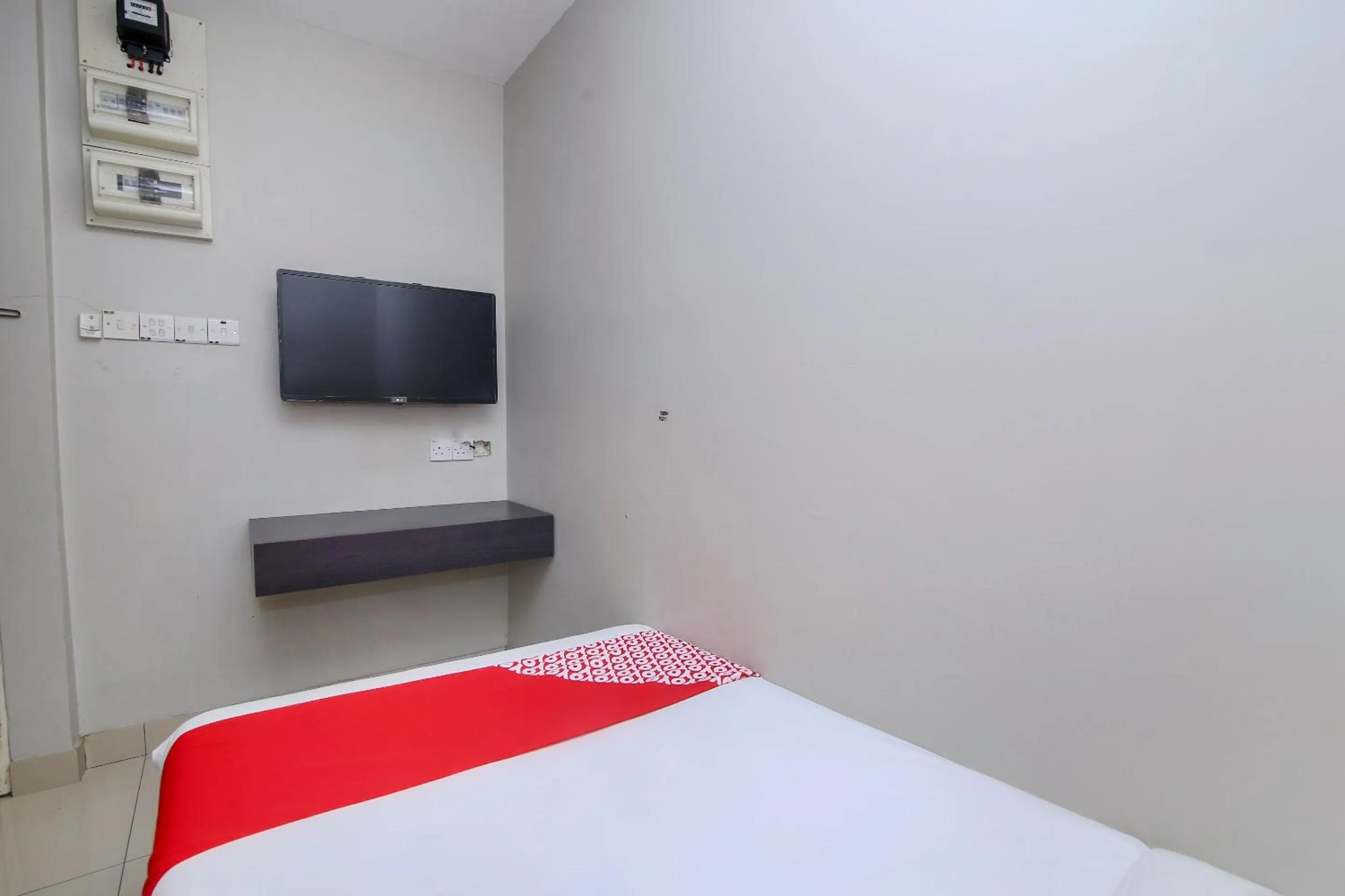 Bedroom, Bed in Hotel O Nice Stay Three Six Five Services