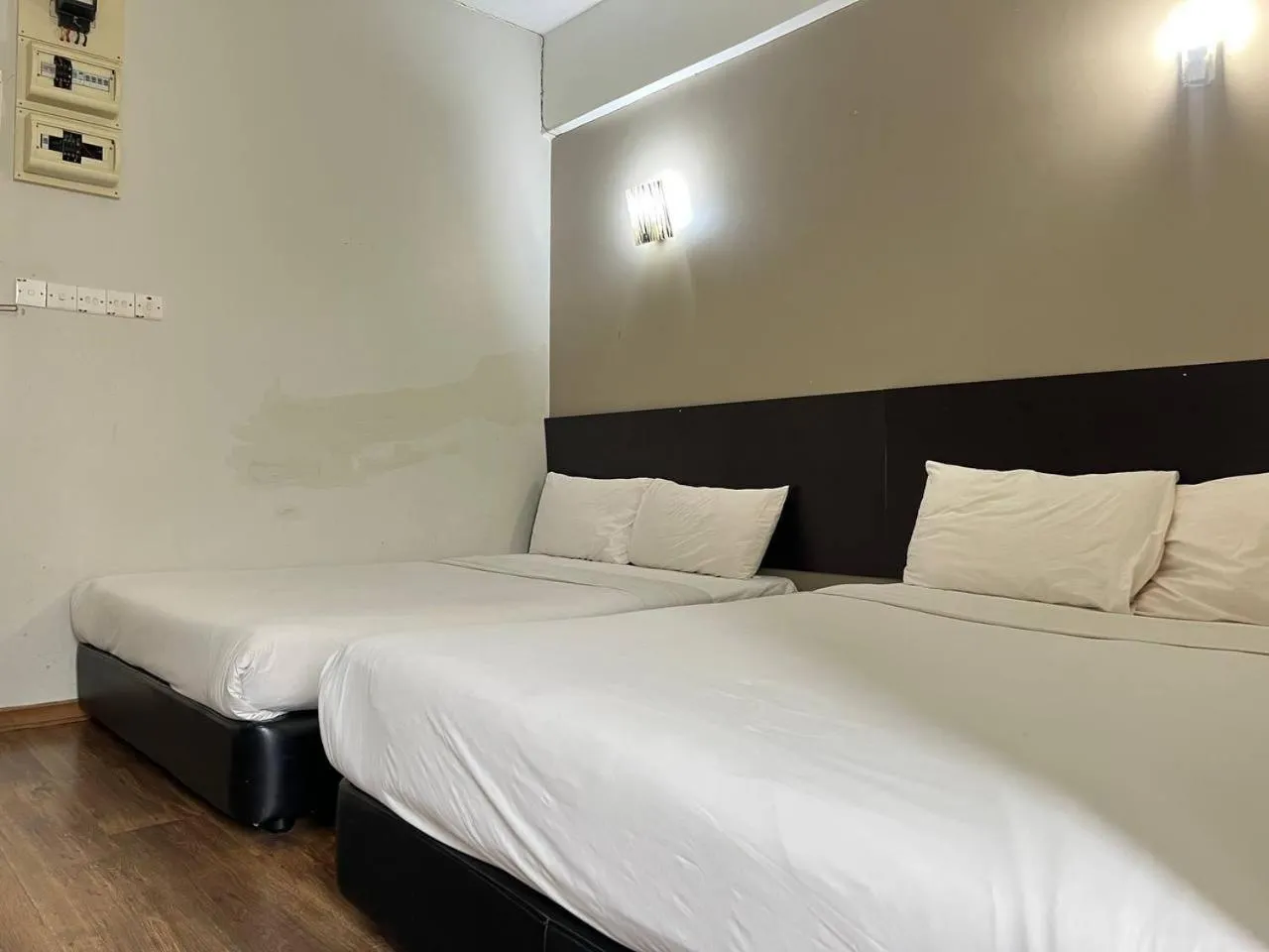 Bedroom, Bed in Hotel O Nice Stay Three Six Five Services