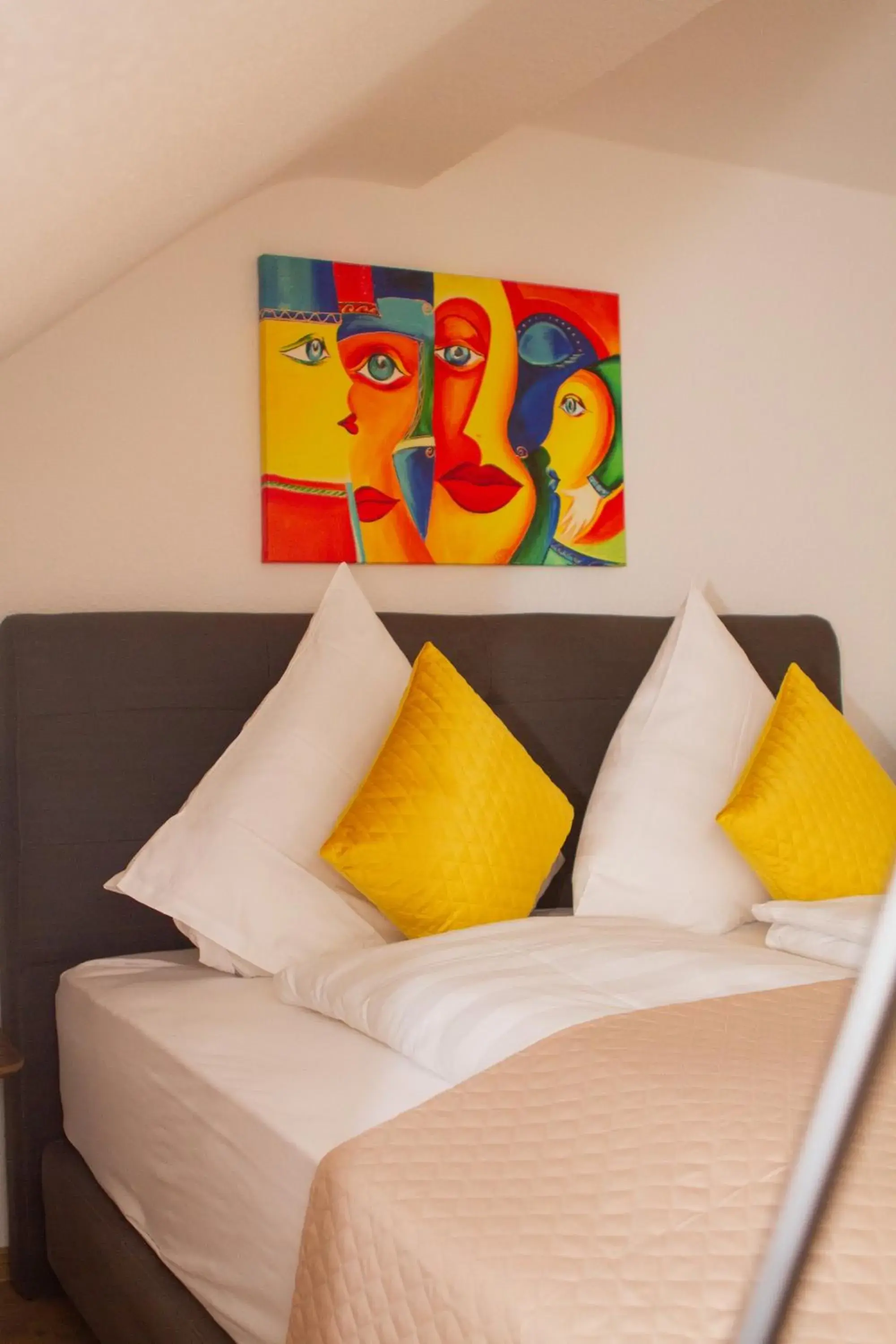 Double Room in Stadthotel Marburg Double Room in Stadthotel Marburg