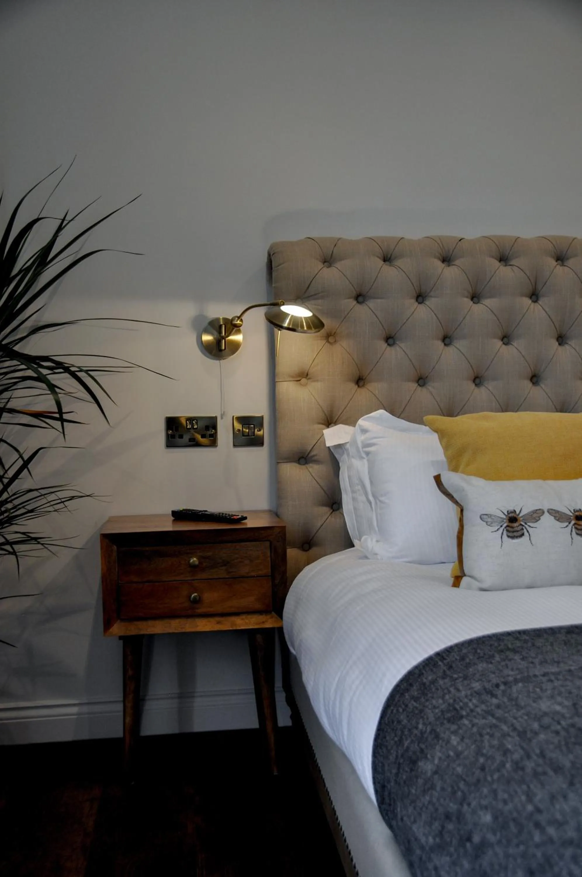 Bed in Upstairs at 33 - Self check in boutique accommodation in Worcester Centre