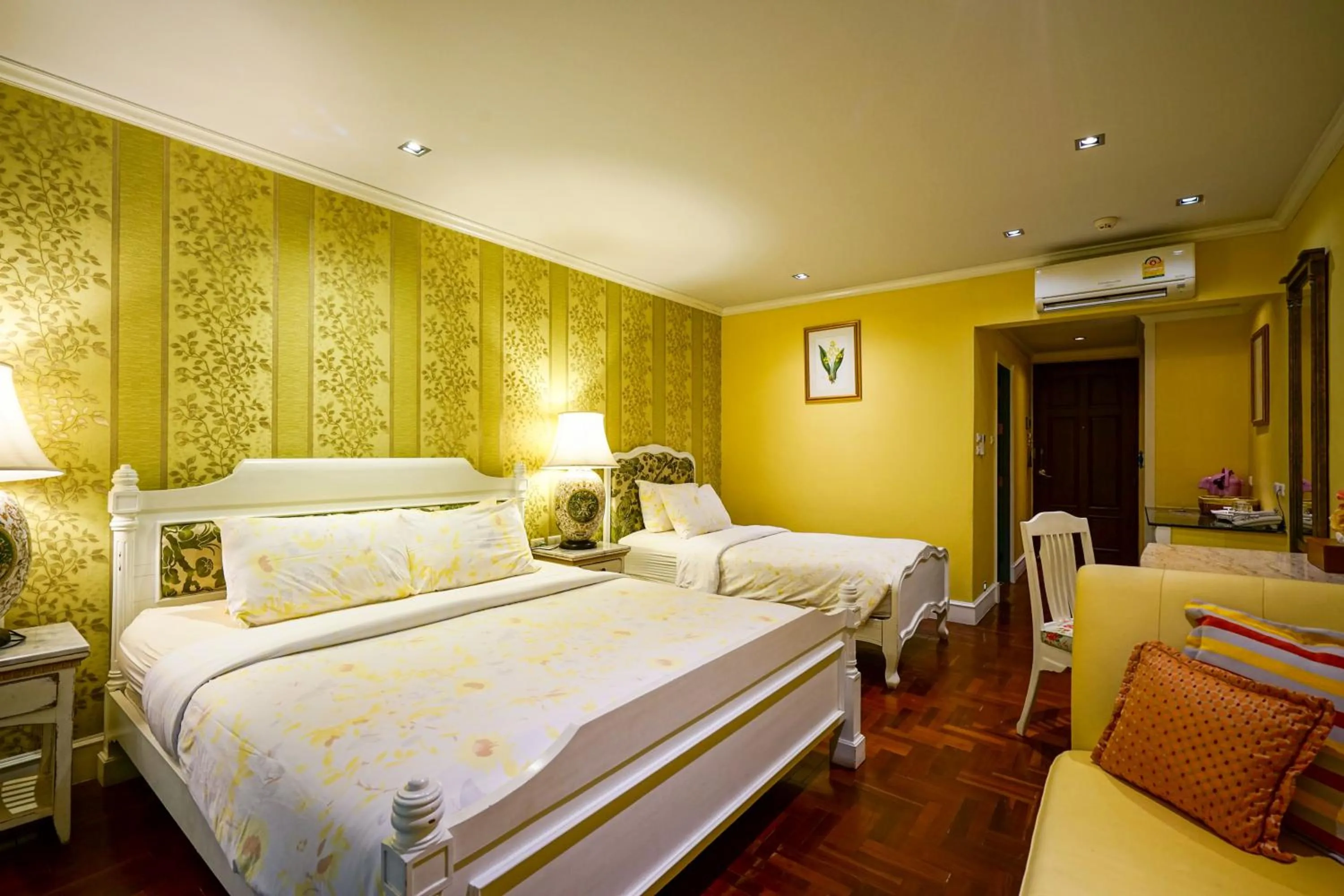 Bed in At Pingnakorn Huaykaew