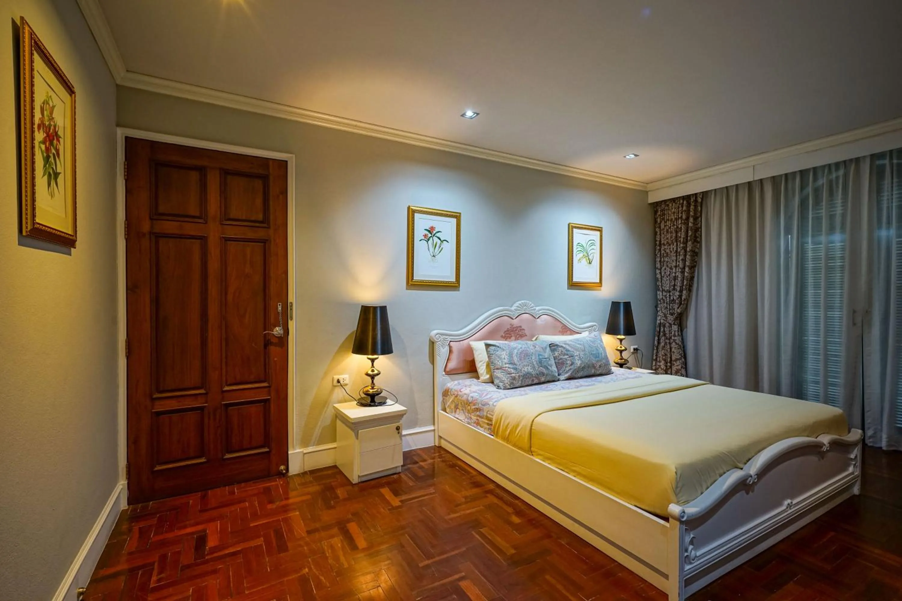 Bed in At Pingnakorn Huaykaew