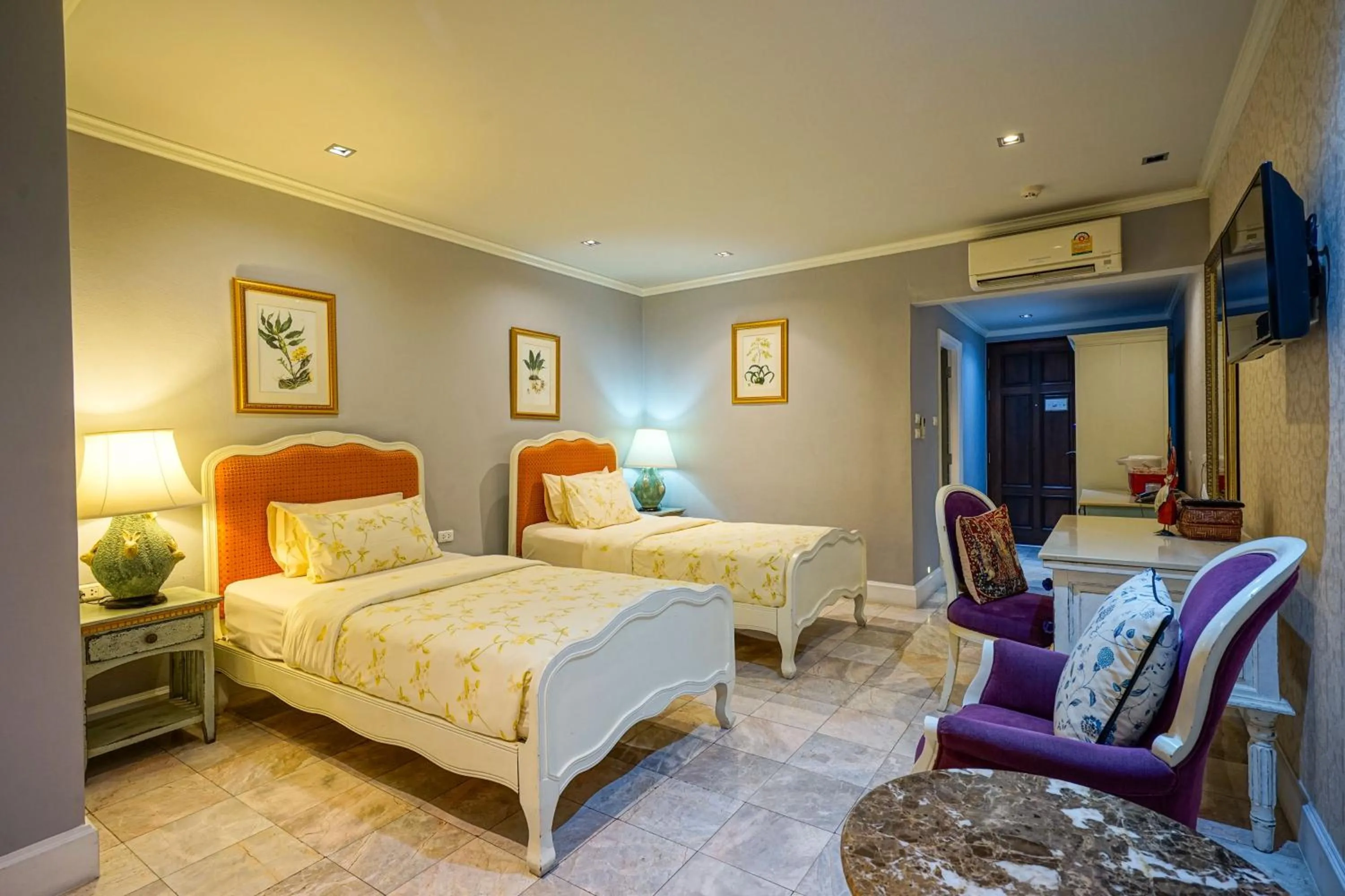 Bed in At Pingnakorn Huaykaew