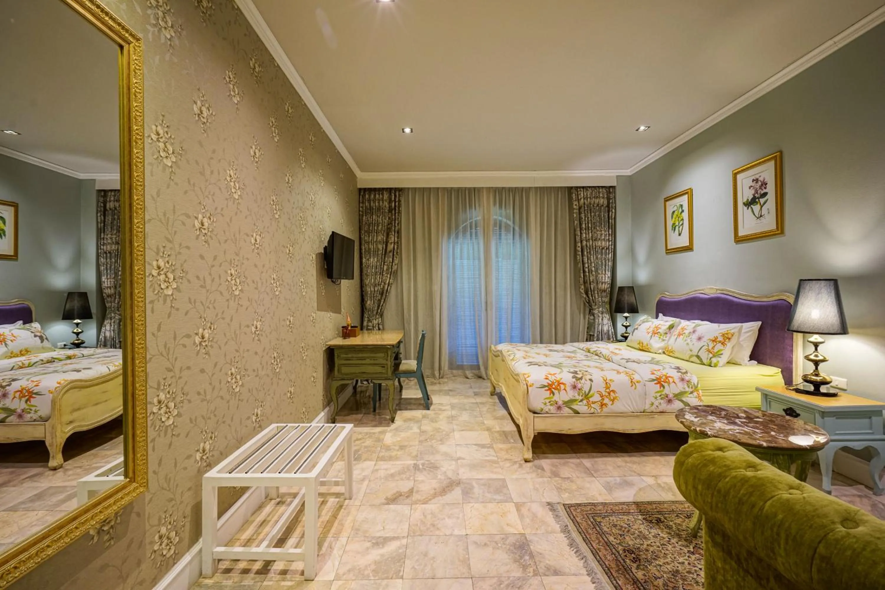 Bed in At Pingnakorn Huaykaew