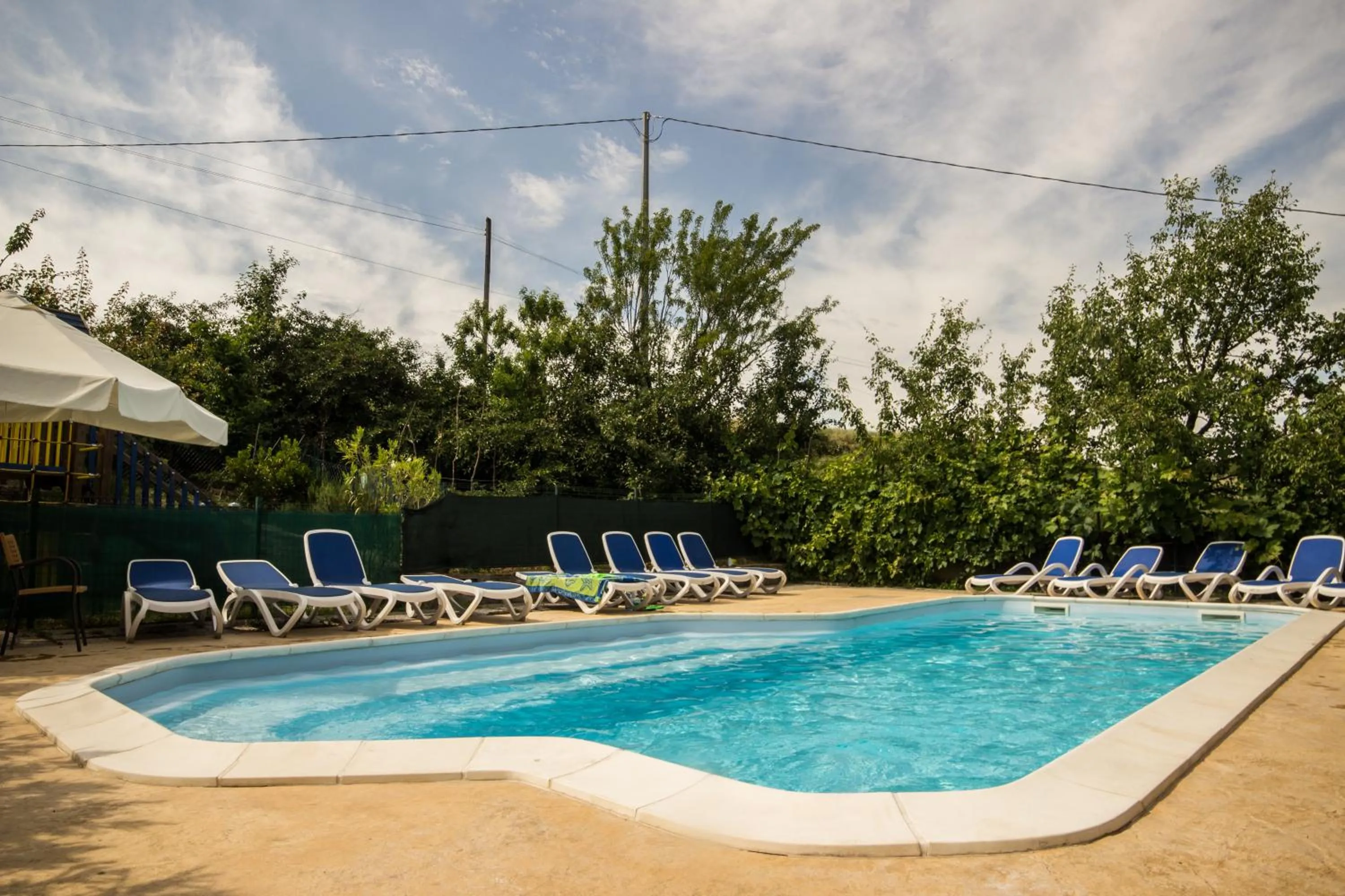 Swimming pool in Agriturismo Mandrola