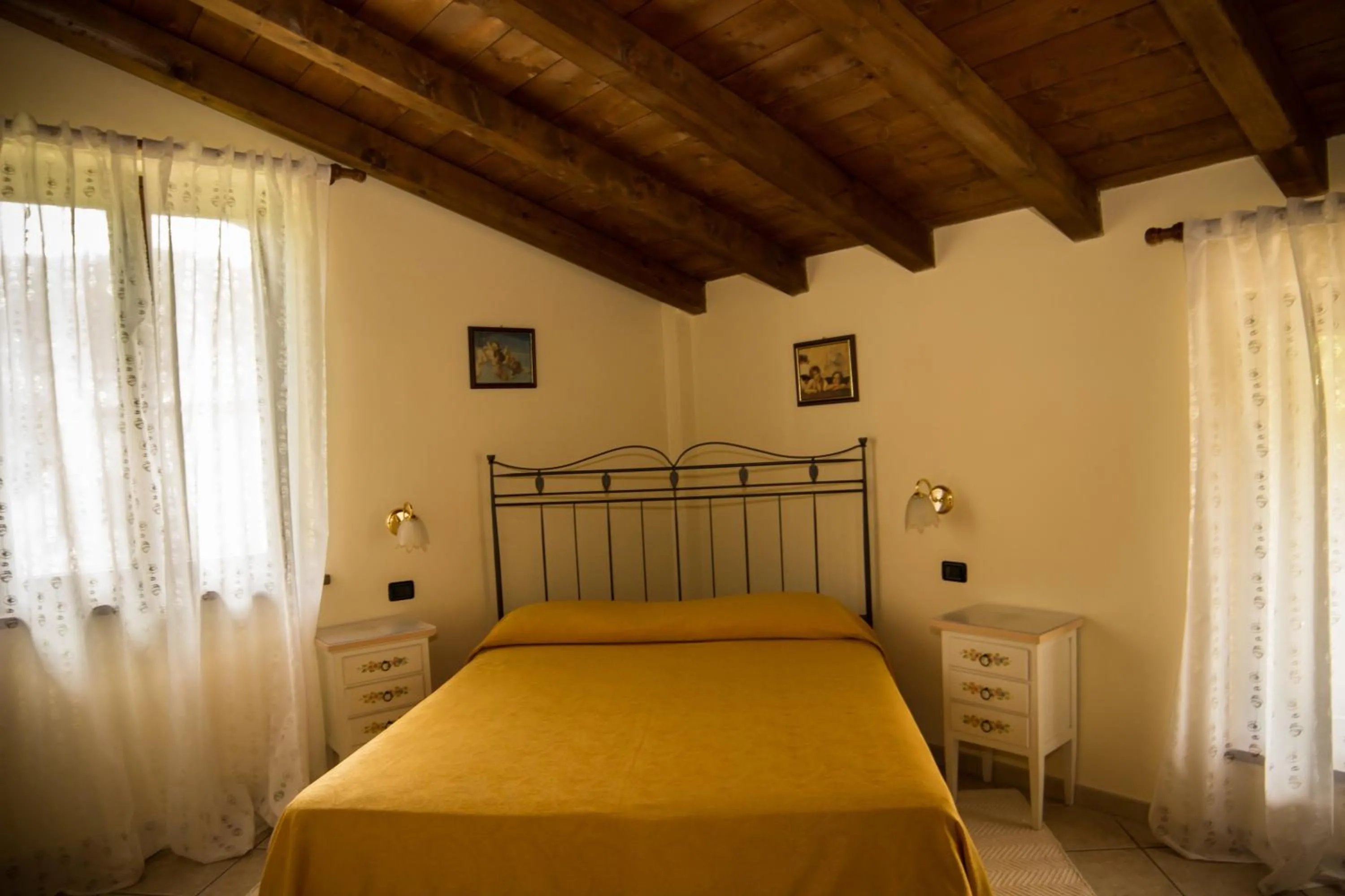 Bed in Agriturismo Mandrola