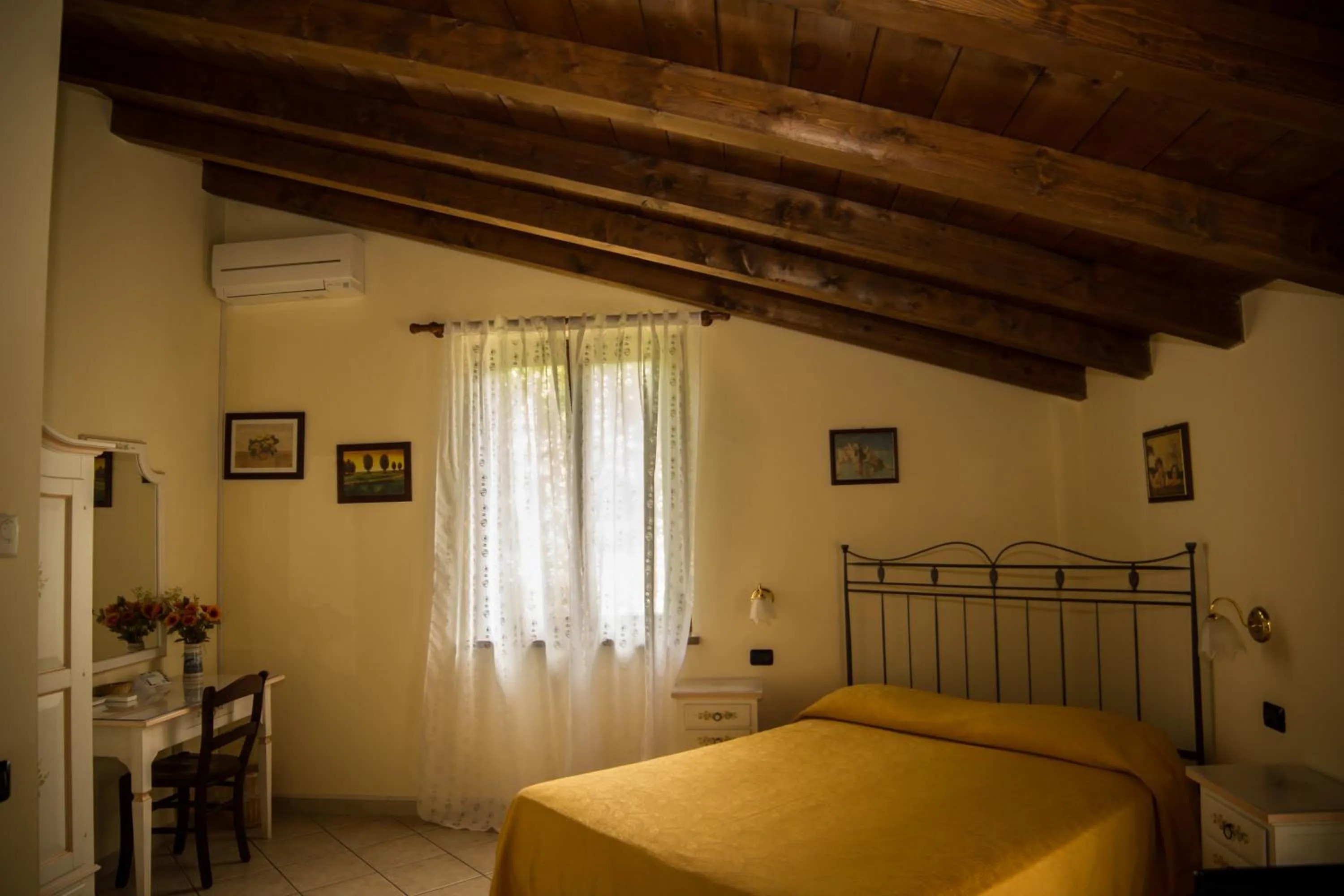 Bed in Agriturismo Mandrola