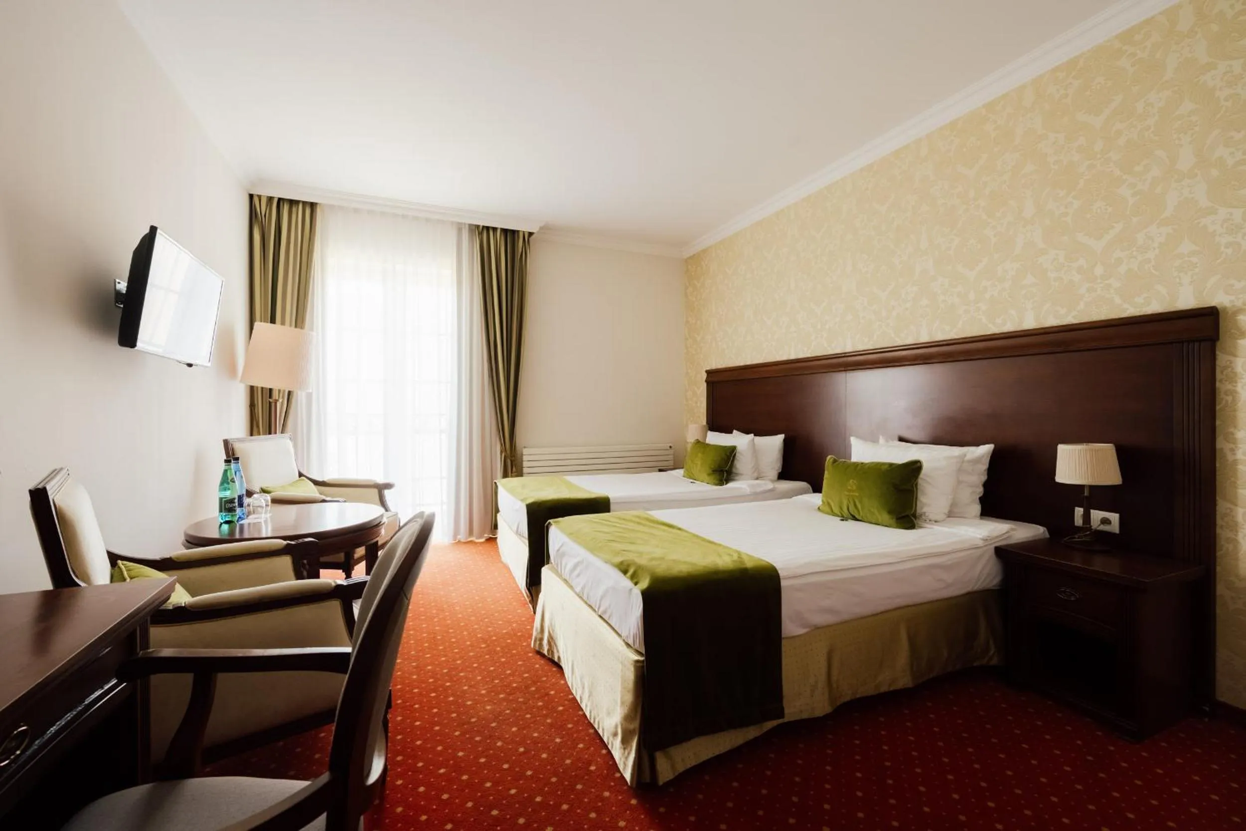 Bed in Hotel Splendor