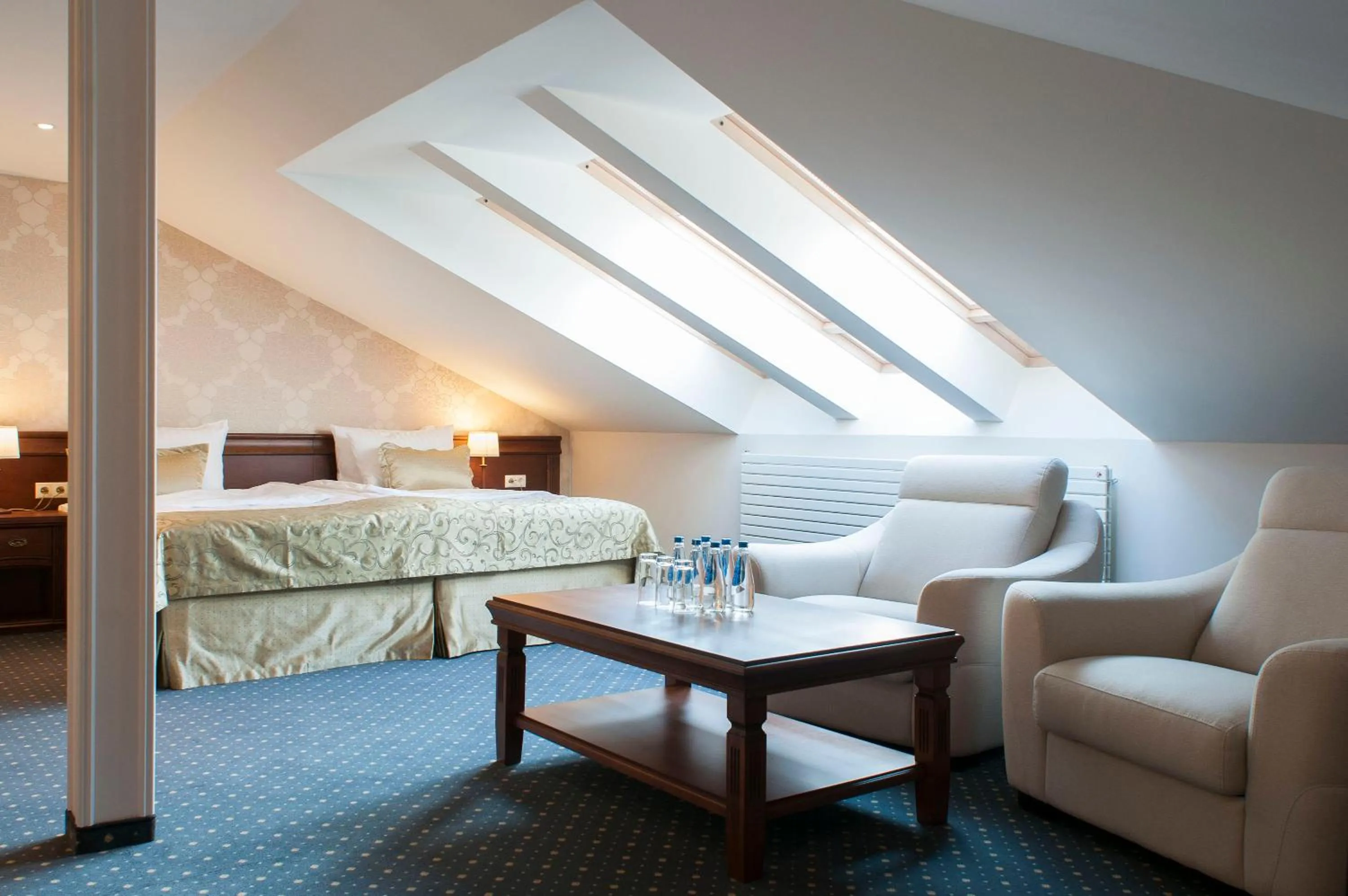 Photo of the whole room, Bed in Hotel Splendor