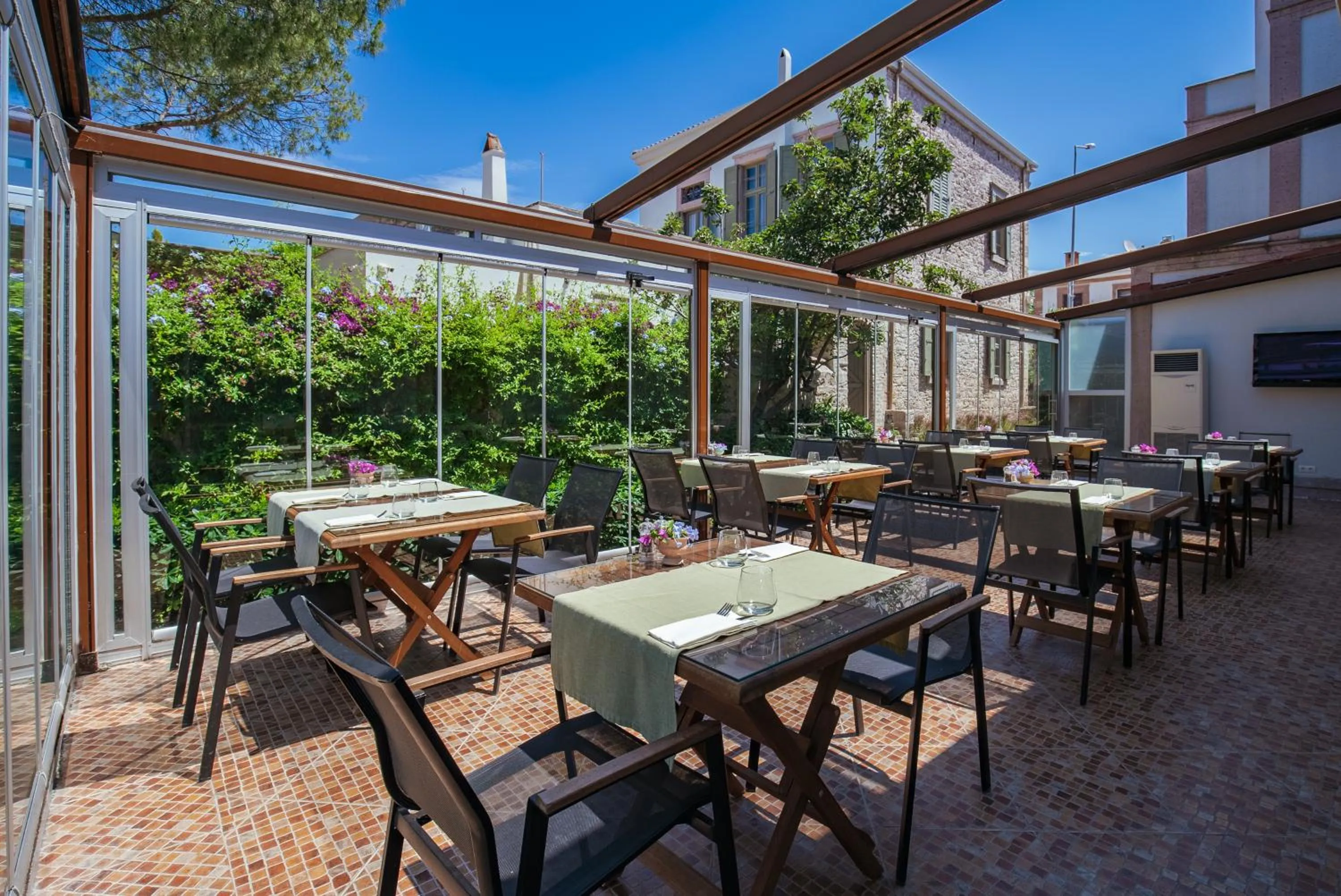 Breakfast in Elia Hotel Cunda by Ortunc