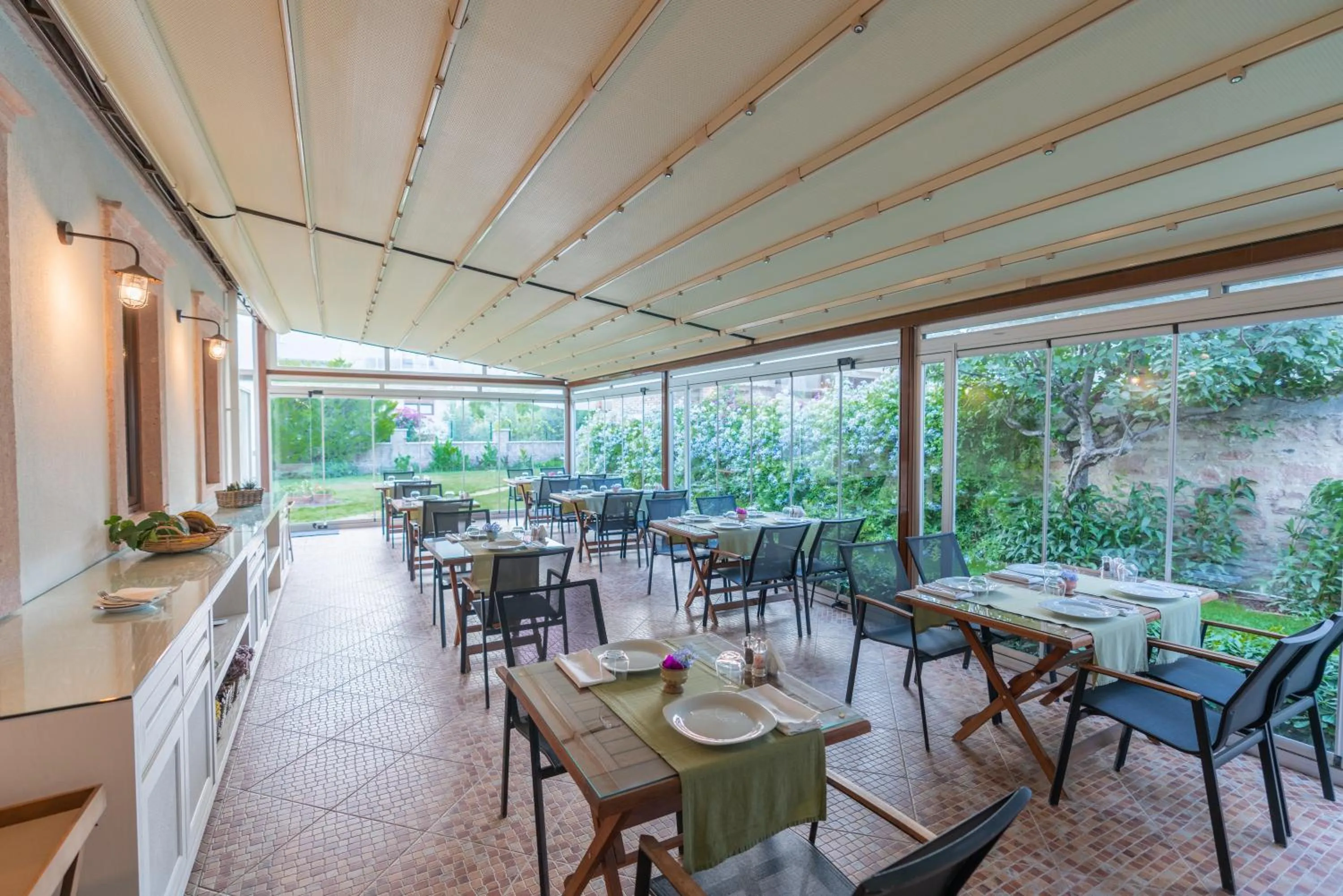 Breakfast in Elia Hotel Cunda by Ortunc