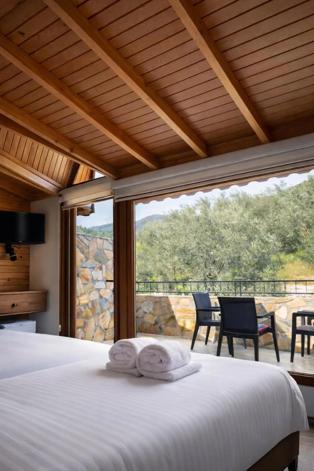 Double Room with Balcony (2 Adults + 1 Child) in Gokyuzu Hotel