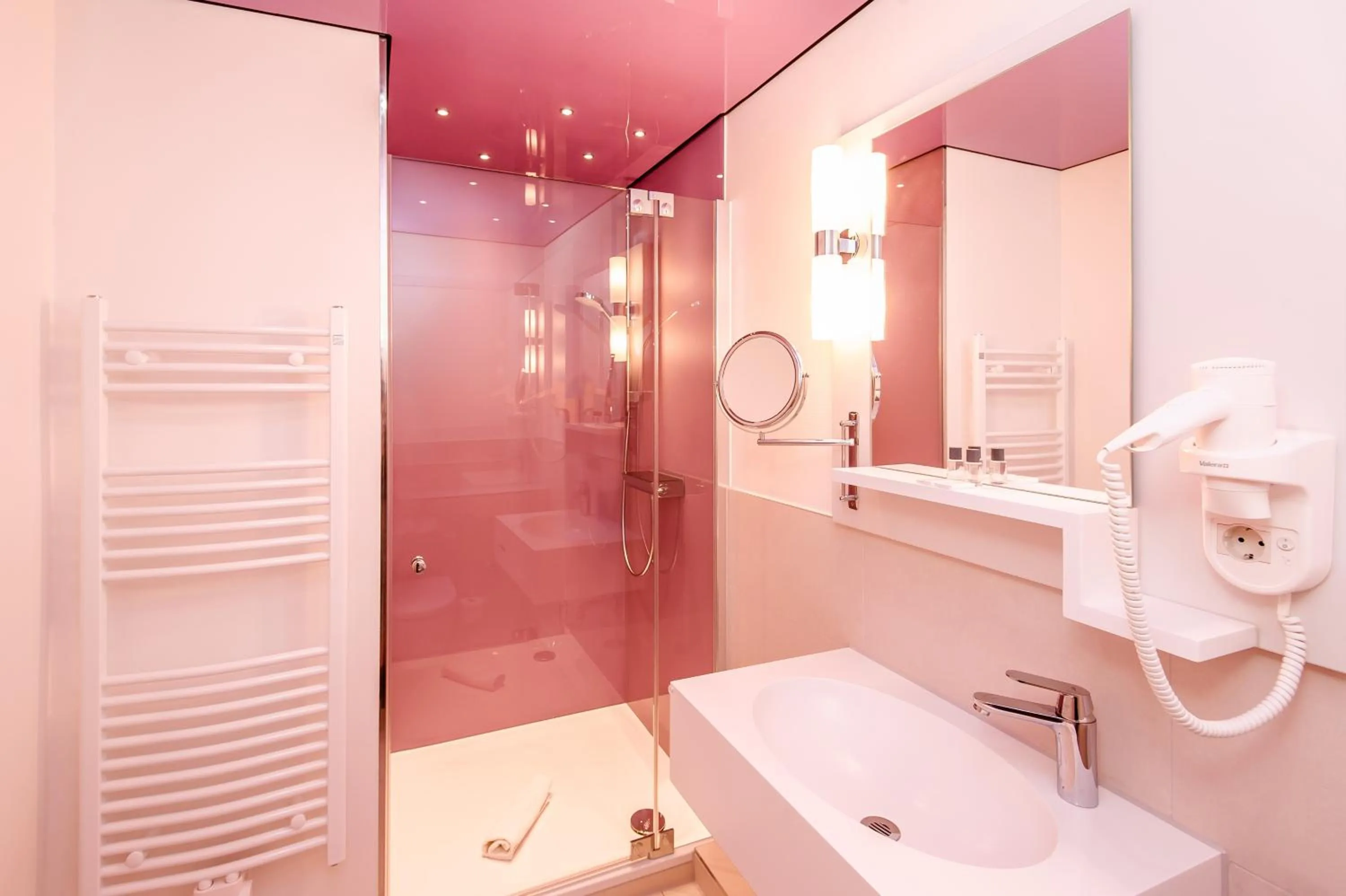 Bathroom in Hotel Am Alten Hafen