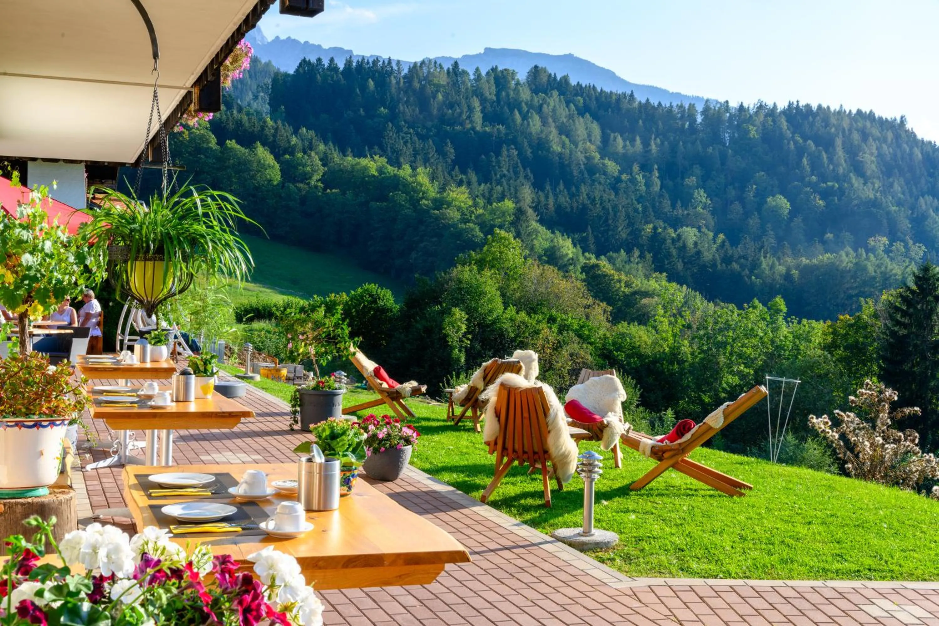 Restaurant/places to eat in Alpenhotel Denninglehen