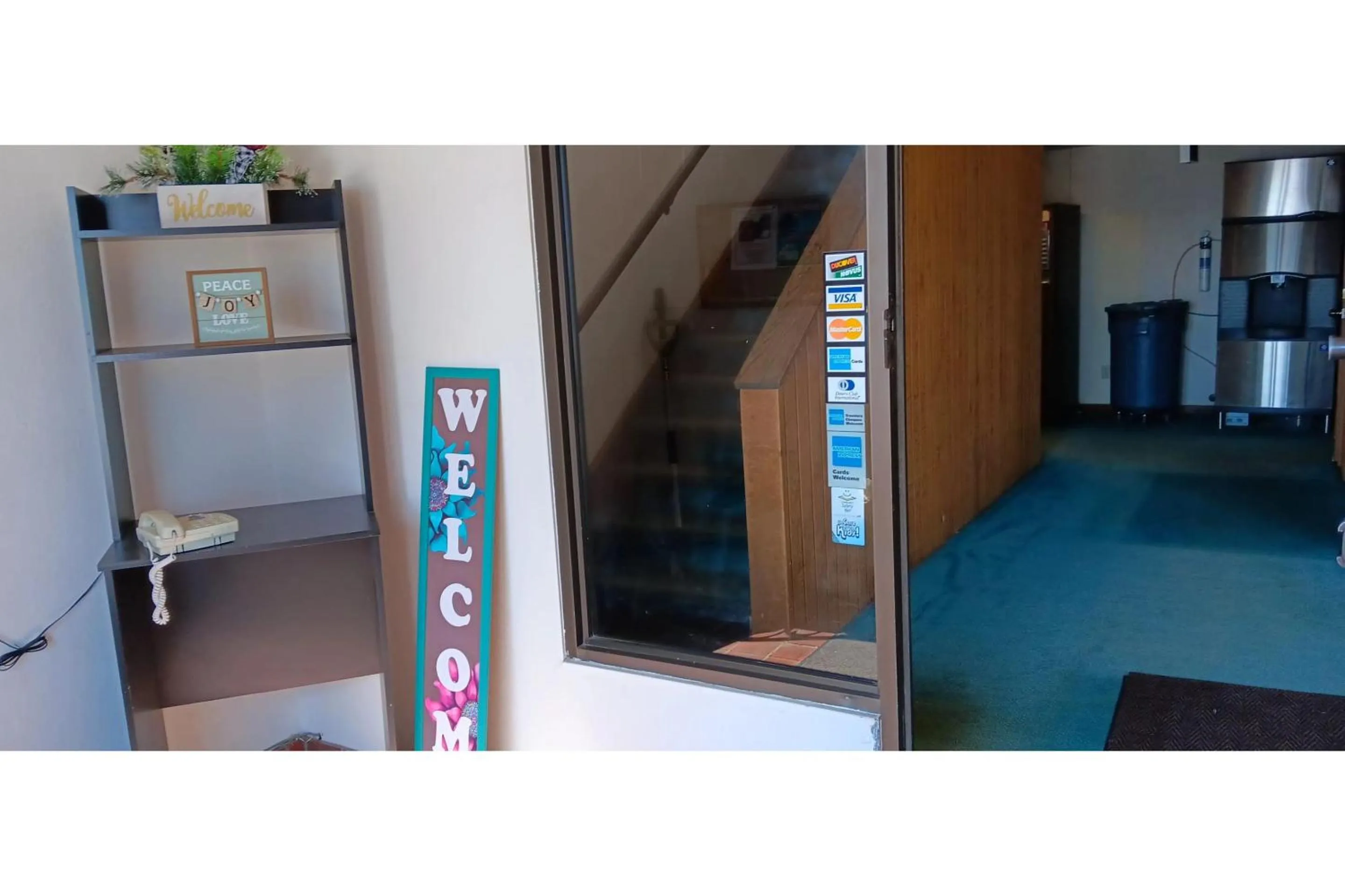 Lobby or reception in Scotwood Motel by OYO Washburn ND