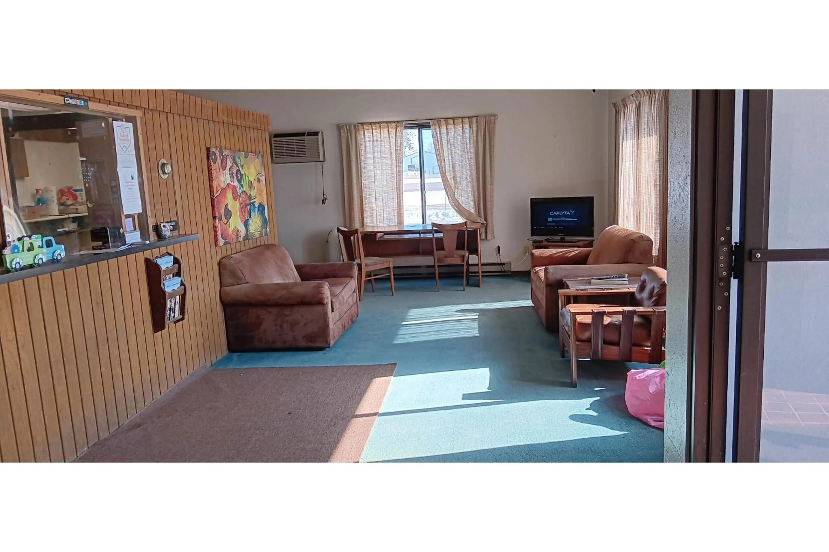 Lobby or reception in Scotwood Motel by OYO Washburn ND