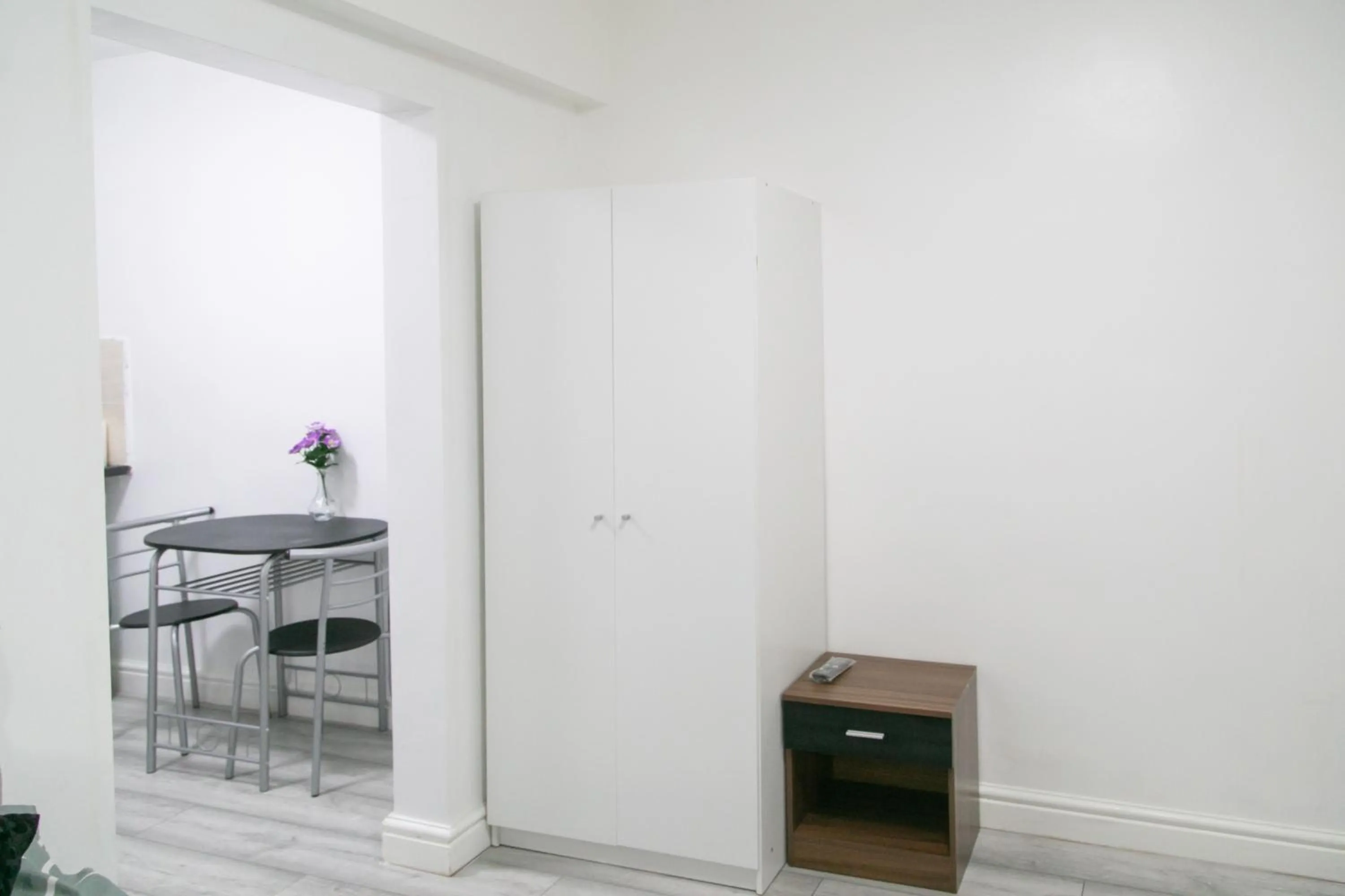 Living room in Cheetham Hills Apartments