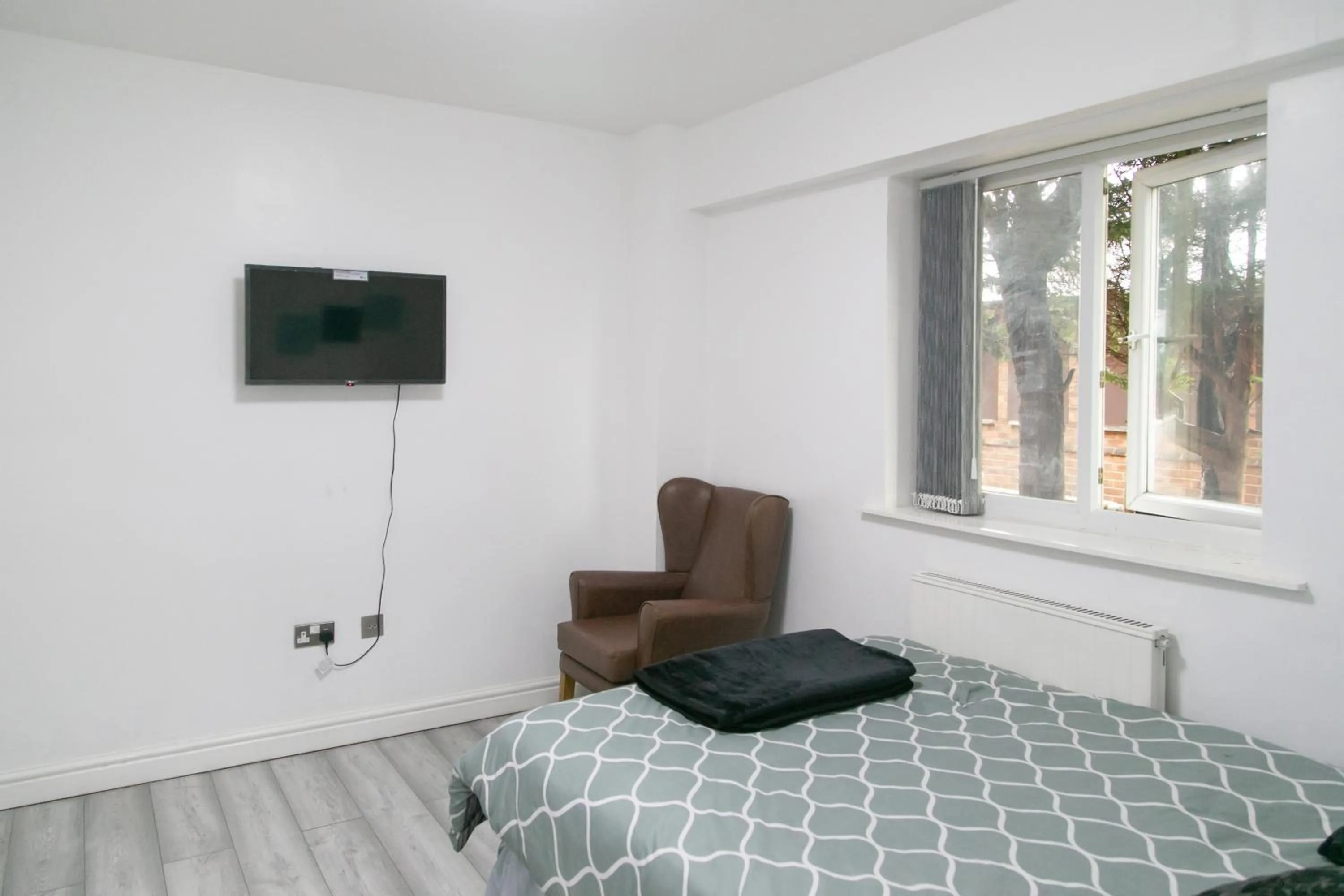 Bed in Cheetham Hills Apartments