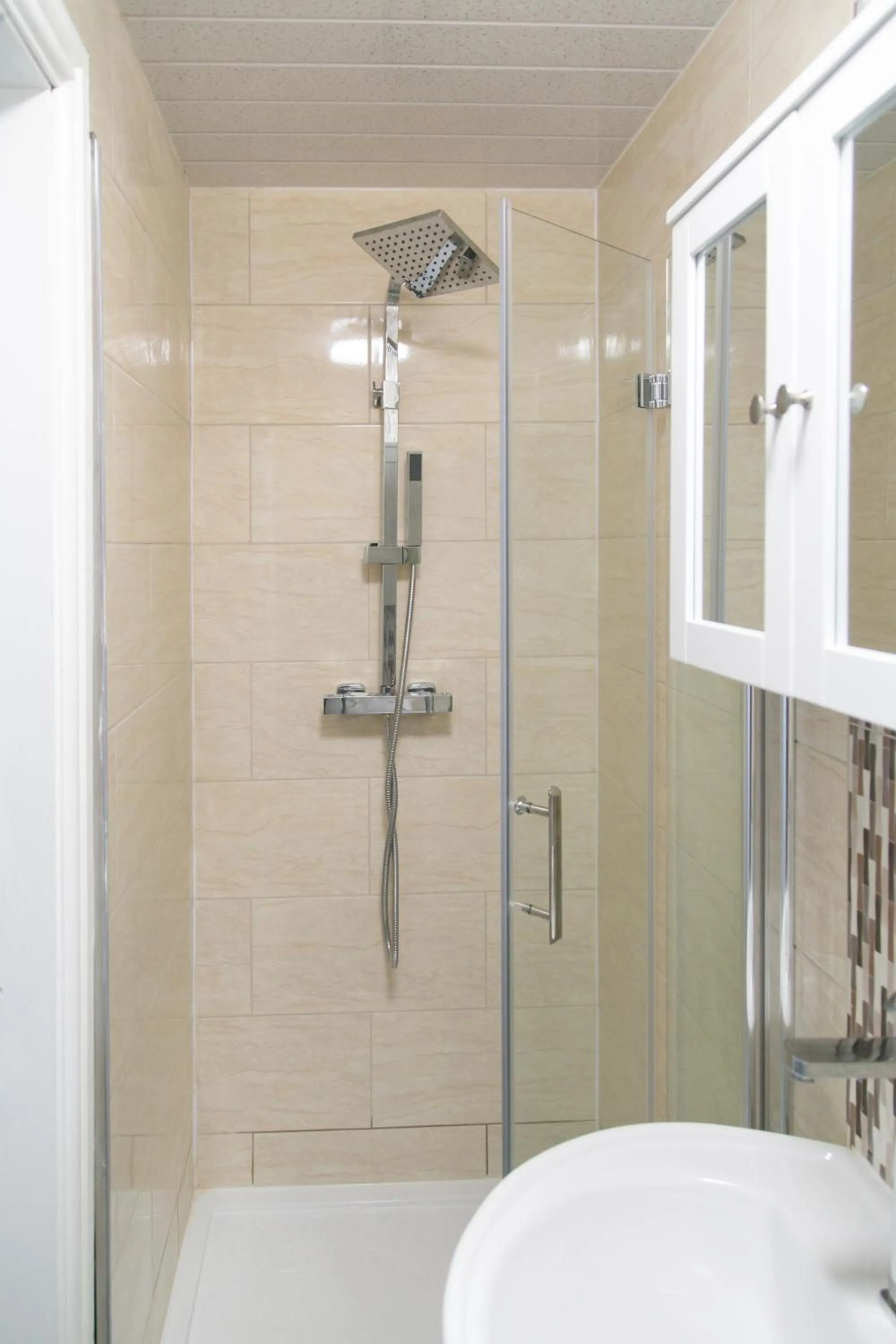 Shower in Cheetham Hills Apartments
